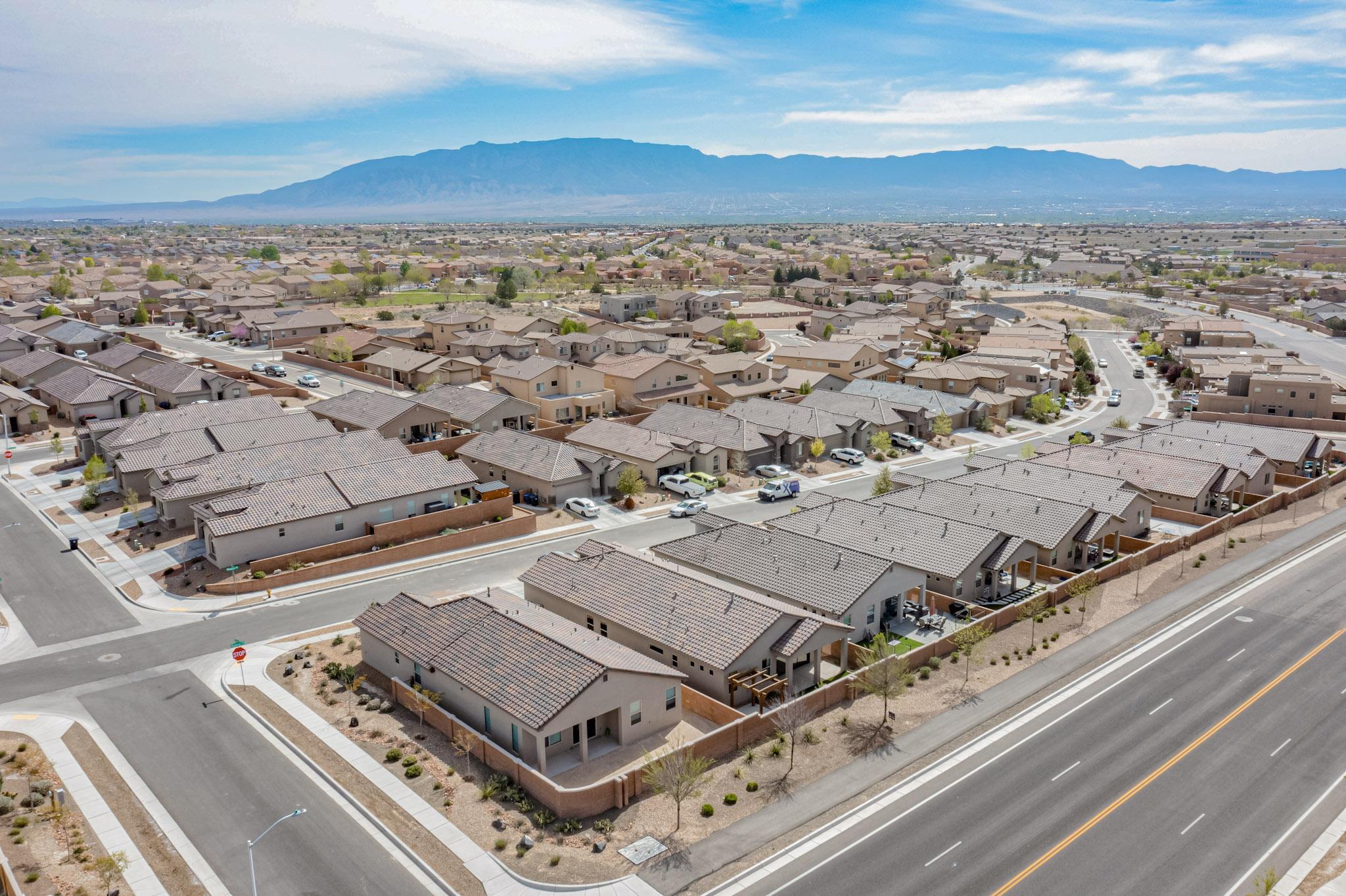 7364 Redbloom Road NW, Albuquerque, New Mexico 87114, 5 Bedrooms Bedrooms, ,3 BathroomsBathrooms,Residential,For Sale,7364 Redbloom Road NW,1061081