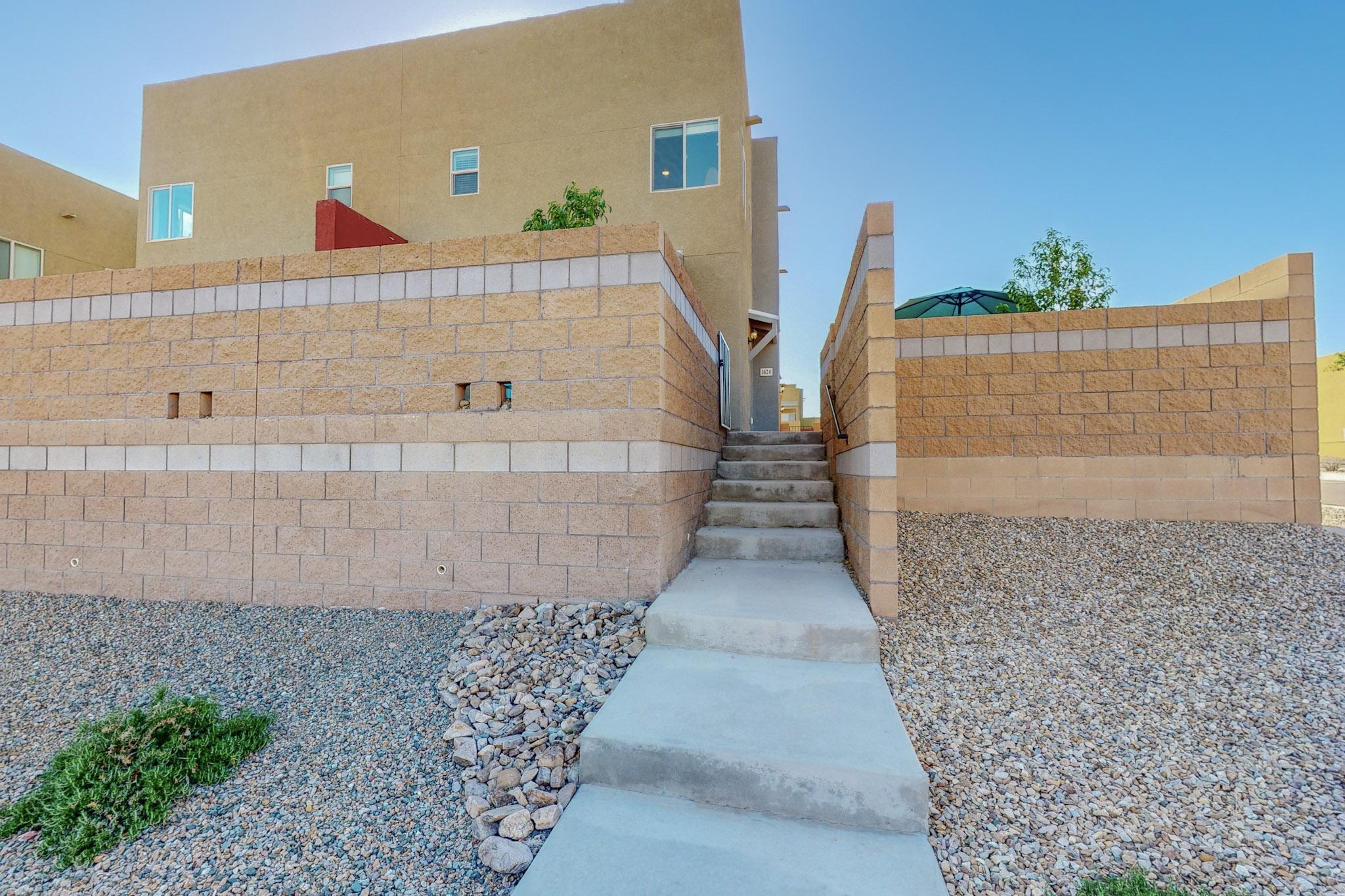 1620 Domino Drive SE, Albuquerque, New Mexico 87123, 4 Bedrooms Bedrooms, ,3 BathroomsBathrooms,Residential,For Sale,1620 Domino Drive SE,1061155