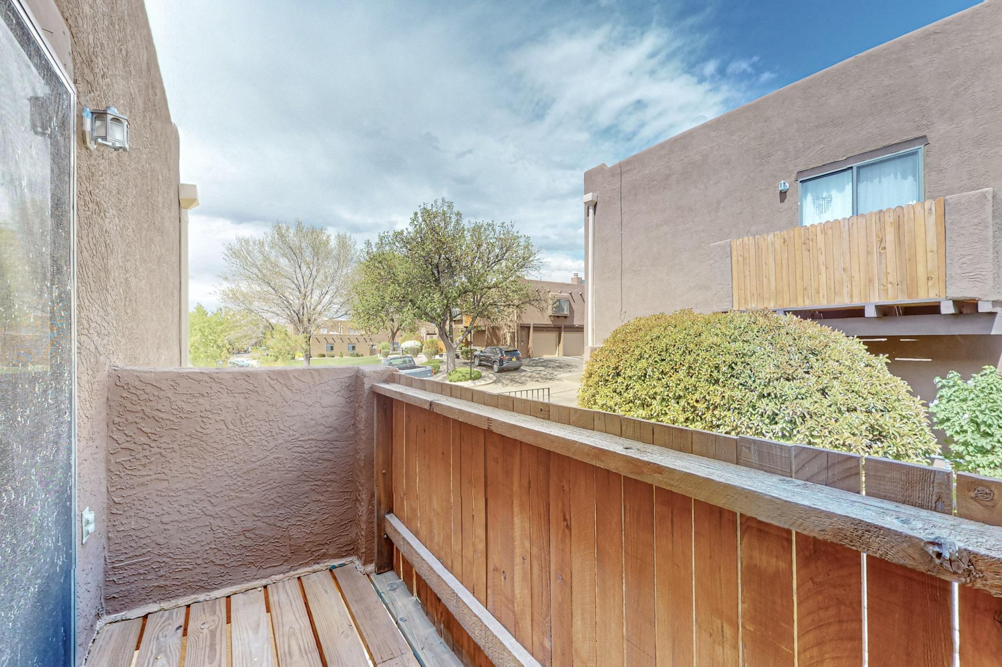 5801 Lowell Street NE 15d, Albuquerque, New Mexico 87111, 2 Bedrooms Bedrooms, ,2 BathroomsBathrooms,Residential,For Sale,5801 Lowell Street NE 15d,1061167