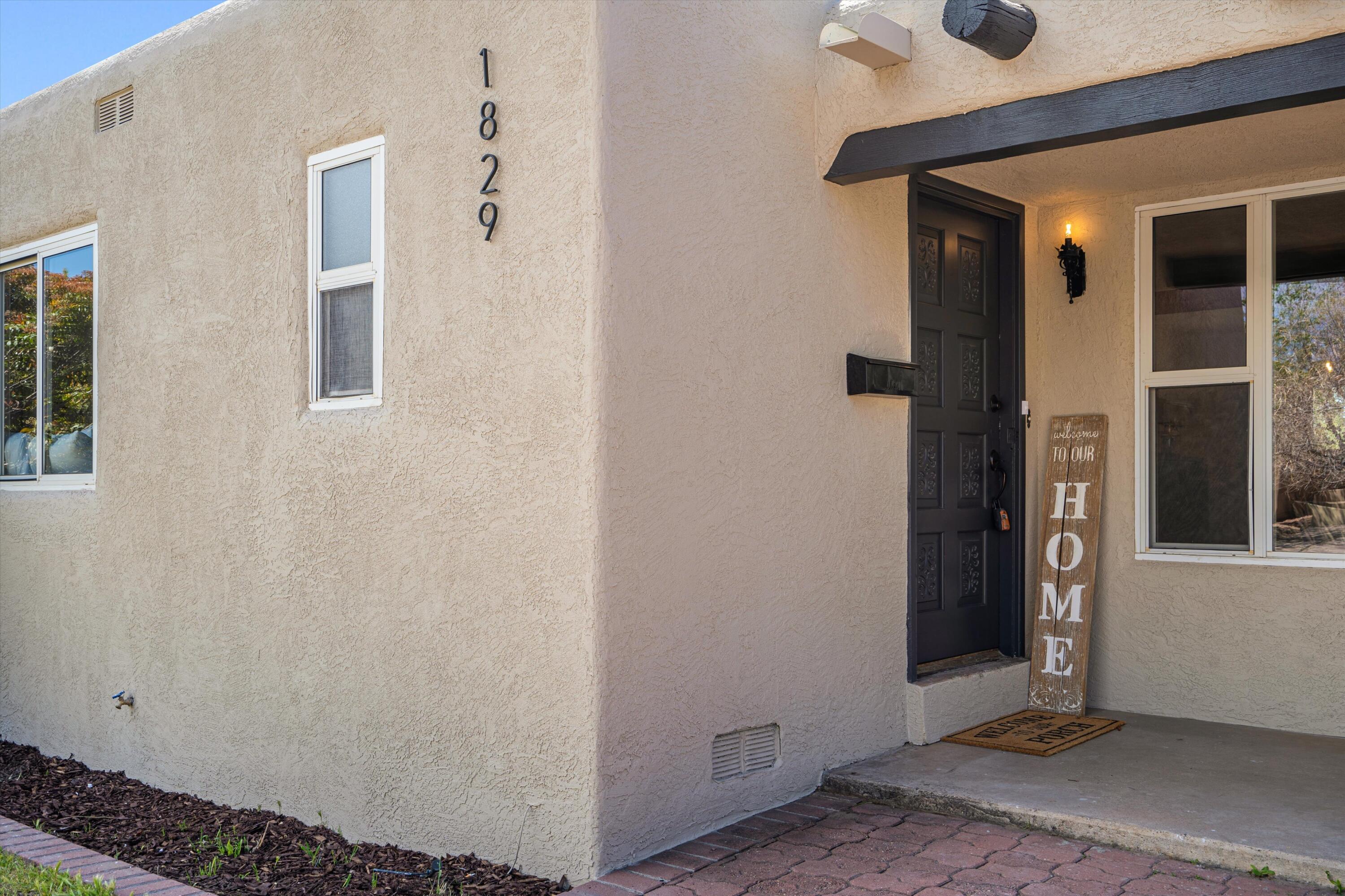 1829 Florida Street NE, Albuquerque, New Mexico 87110, 3 Bedrooms Bedrooms, ,2 BathroomsBathrooms,Residential,For Sale,1829 Florida Street NE,1061213