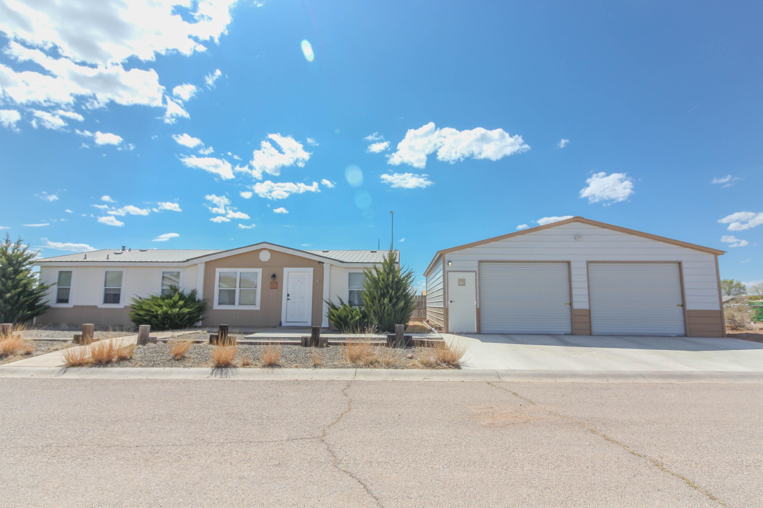 509 Camino Andres, Moriarty, New Mexico 87035, 3 Bedrooms Bedrooms, ,2 BathroomsBathrooms,Residential,For Sale,509 Camino Andres,1061234