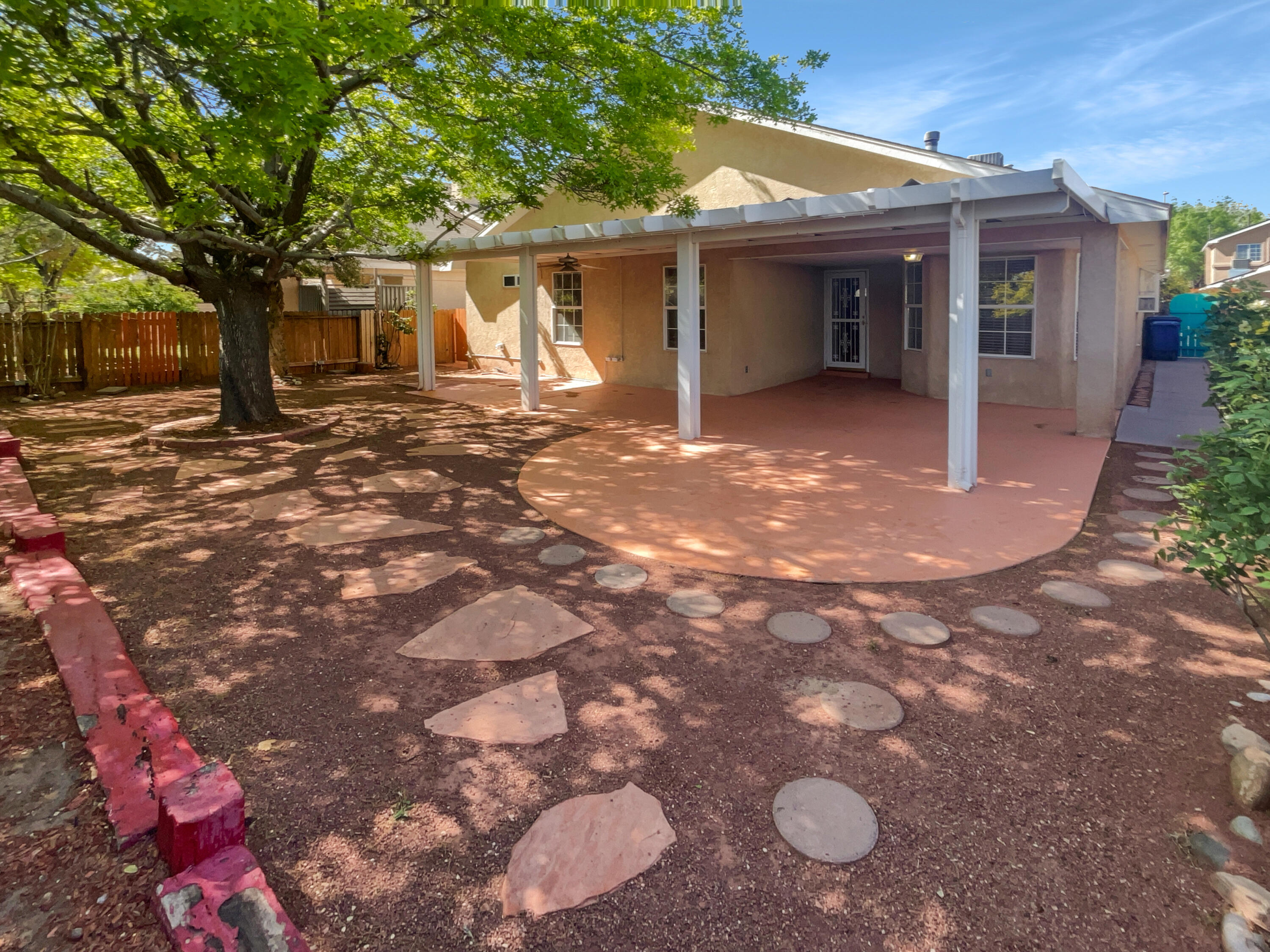6212 Summerwood Road NW, Albuquerque, New Mexico 87120, 3 Bedrooms Bedrooms, ,2 BathroomsBathrooms,Residential,For Sale,6212 Summerwood Road NW,1061322