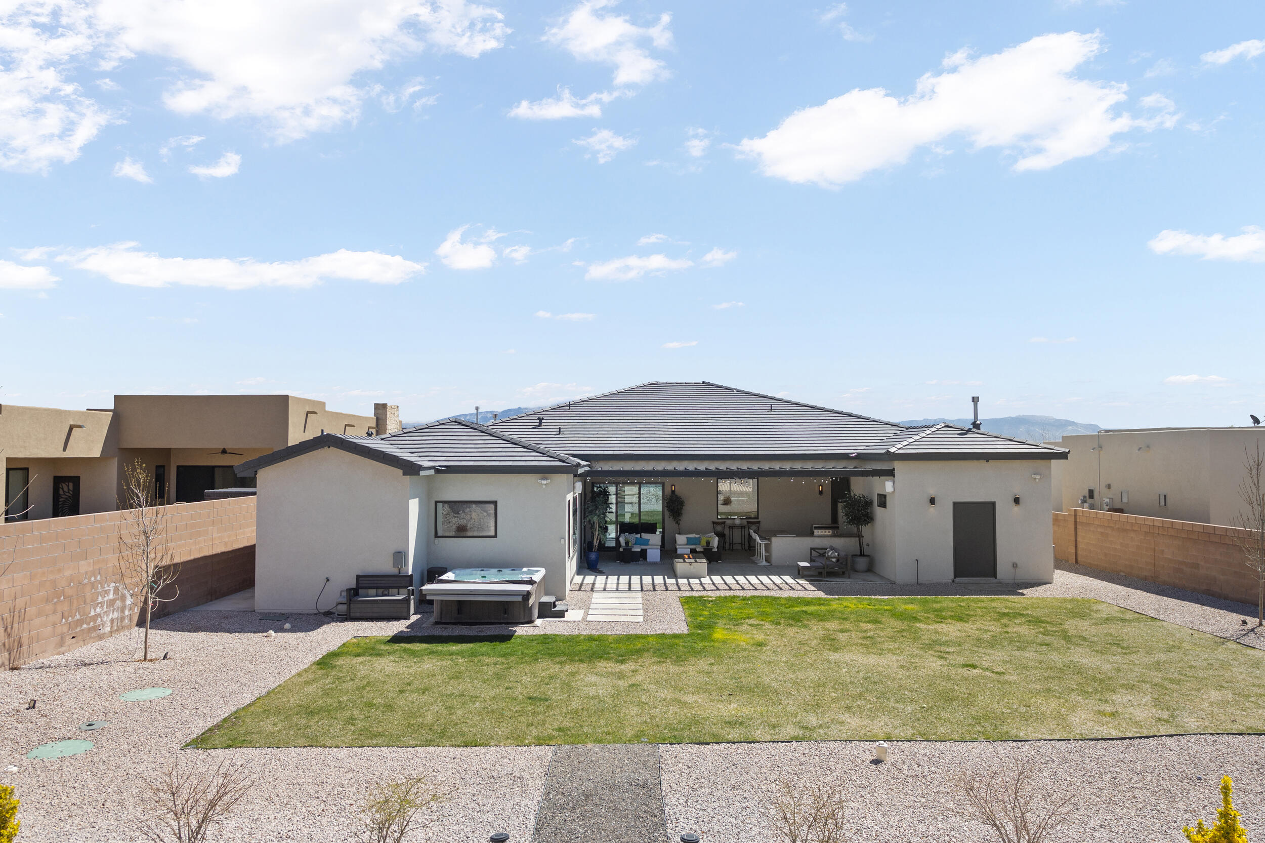 2307 13th Street SE, Rio Rancho, New Mexico 87124, 4 Bedrooms Bedrooms, ,4 BathroomsBathrooms,Residential,For Sale,2307 13th Street SE,1061343