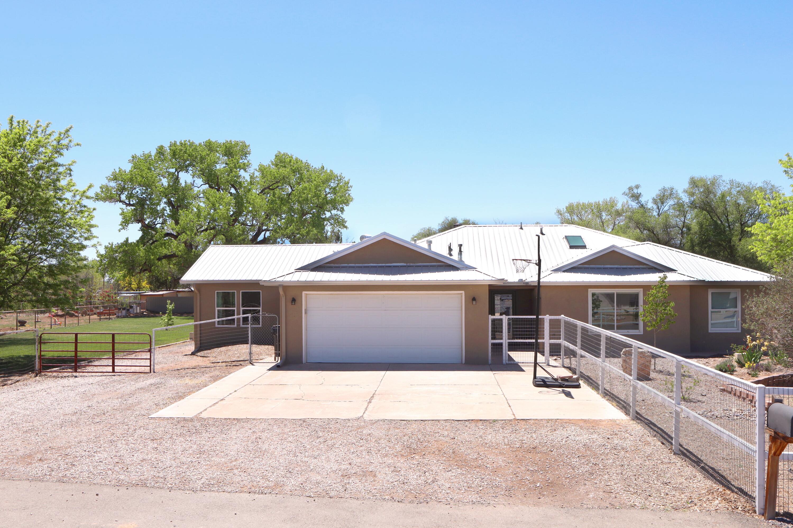 24 Chaparral Lane, Peralta, New Mexico 87042, 4 Bedrooms Bedrooms, ,2 BathroomsBathrooms,Residential,For Sale,24 Chaparral Lane,1061410