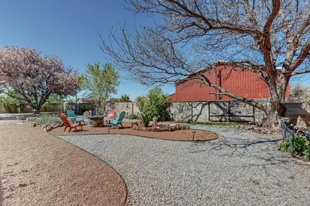409 N Limit Avenue, Mountainair, New Mexico 87036, 3 Bedrooms Bedrooms, ,3 BathroomsBathrooms,Residential,For Sale,409 N Limit Avenue,1061412