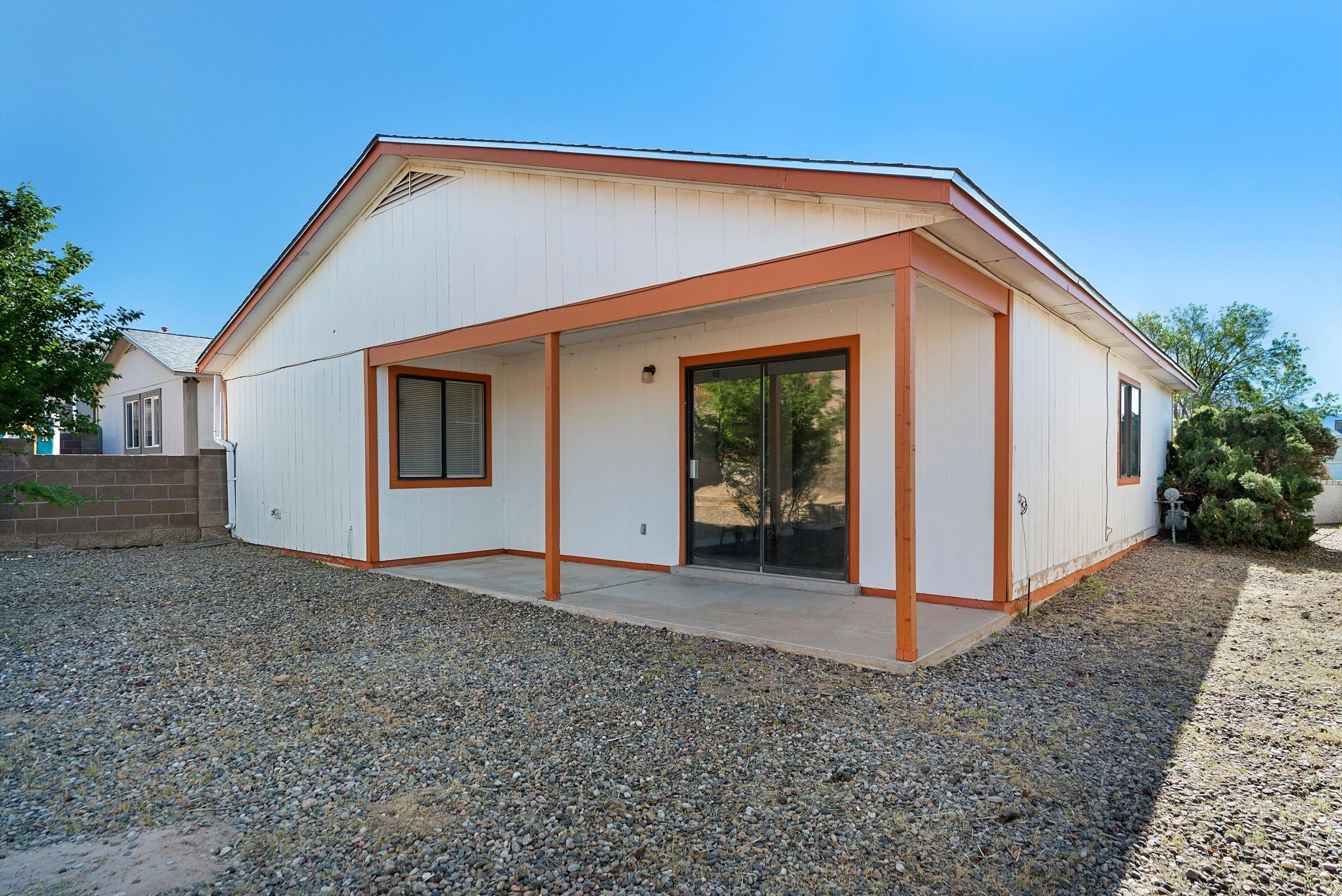 330 Coral Drive NE, Rio Rancho, New Mexico 87124, 3 Bedrooms Bedrooms, ,2 BathroomsBathrooms,Residential,For Sale,330 Coral Drive NE,1061437