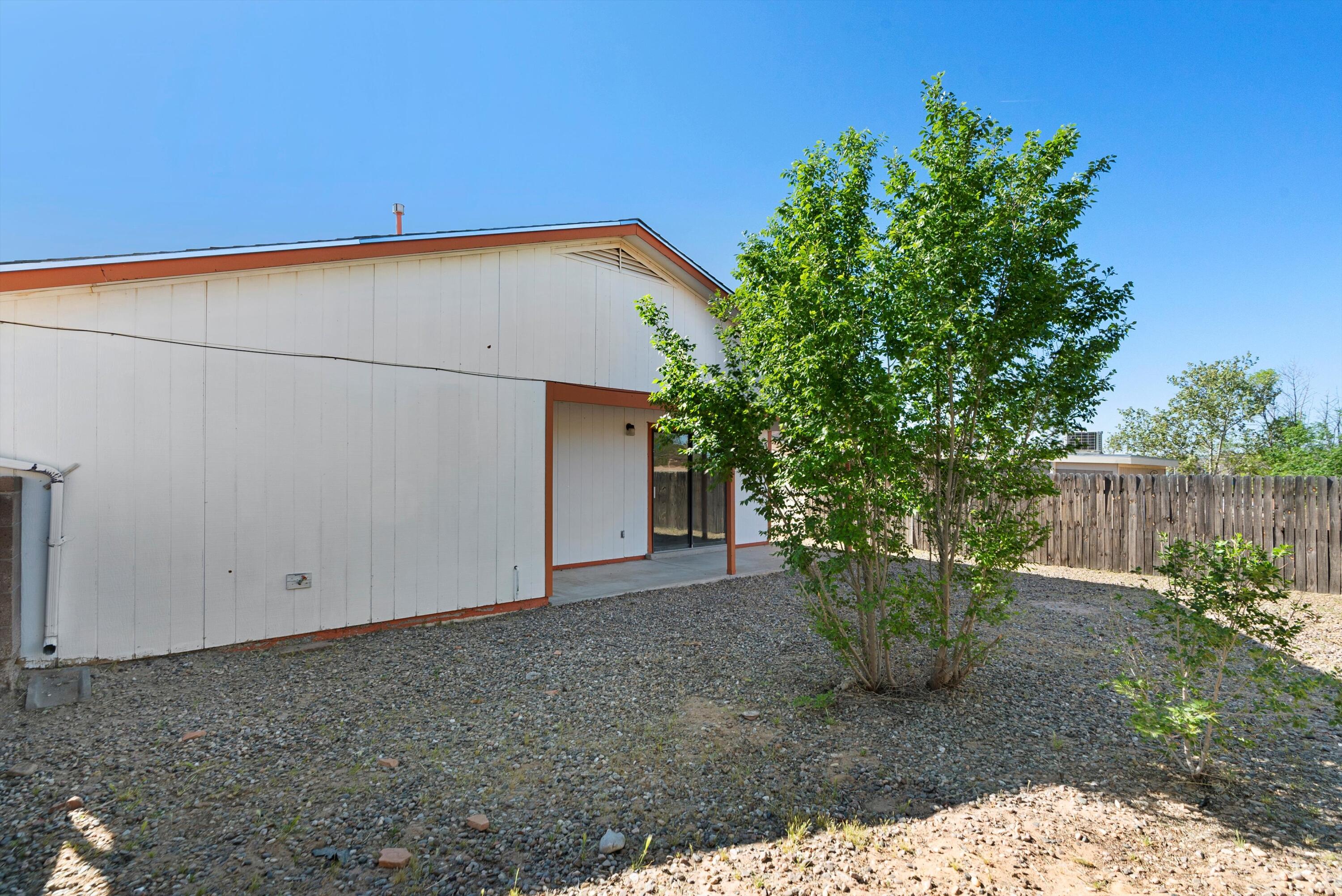 330 Coral Drive NE, Rio Rancho, New Mexico 87124, 3 Bedrooms Bedrooms, ,2 BathroomsBathrooms,Residential,For Sale,330 Coral Drive NE,1061437