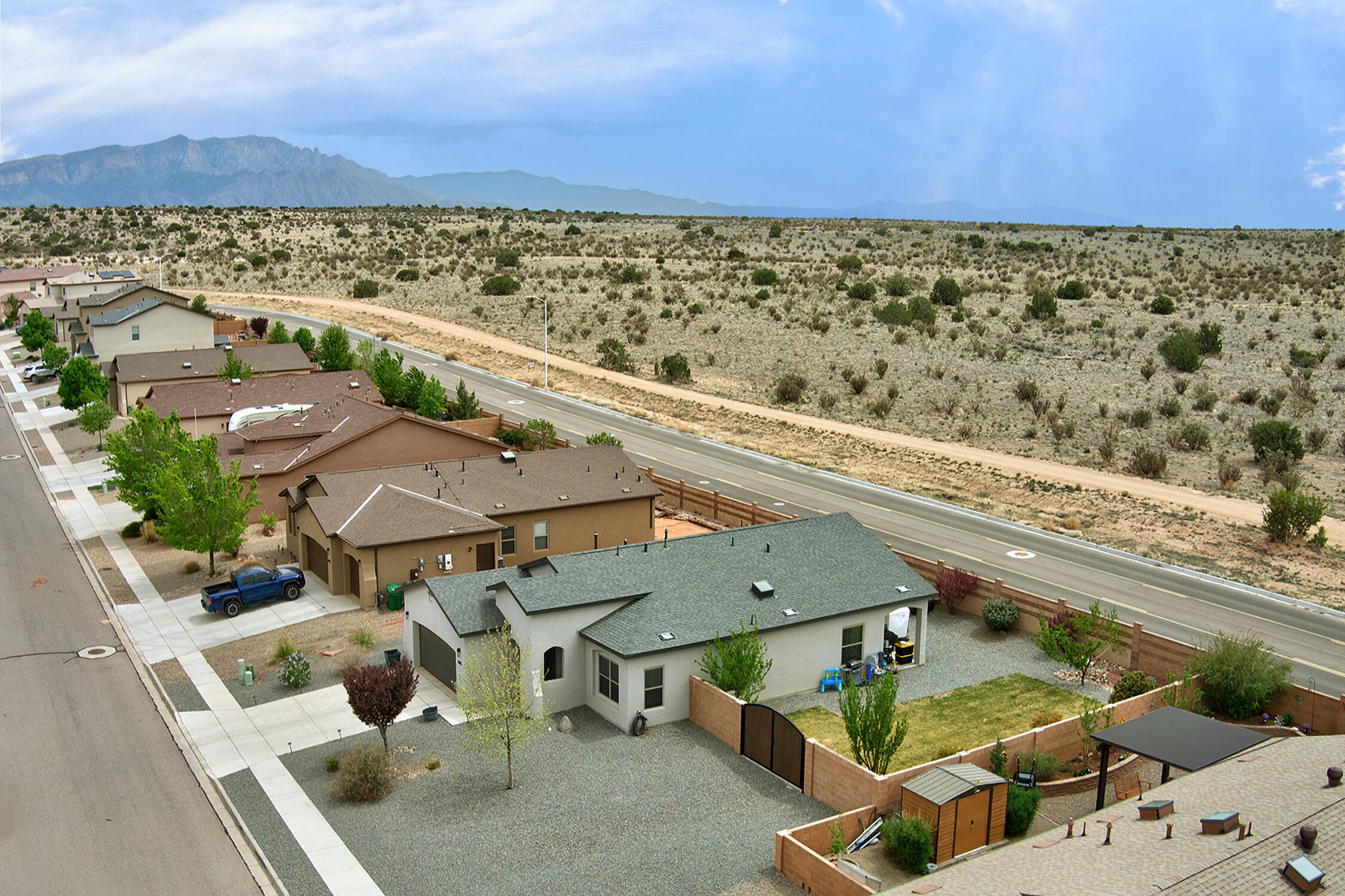 6941 Mountain Hawk Loop NE, Rio Rancho, New Mexico 87144, 3 Bedrooms Bedrooms, ,2 BathroomsBathrooms,Residential,For Sale,6941 Mountain Hawk Loop NE,1061461