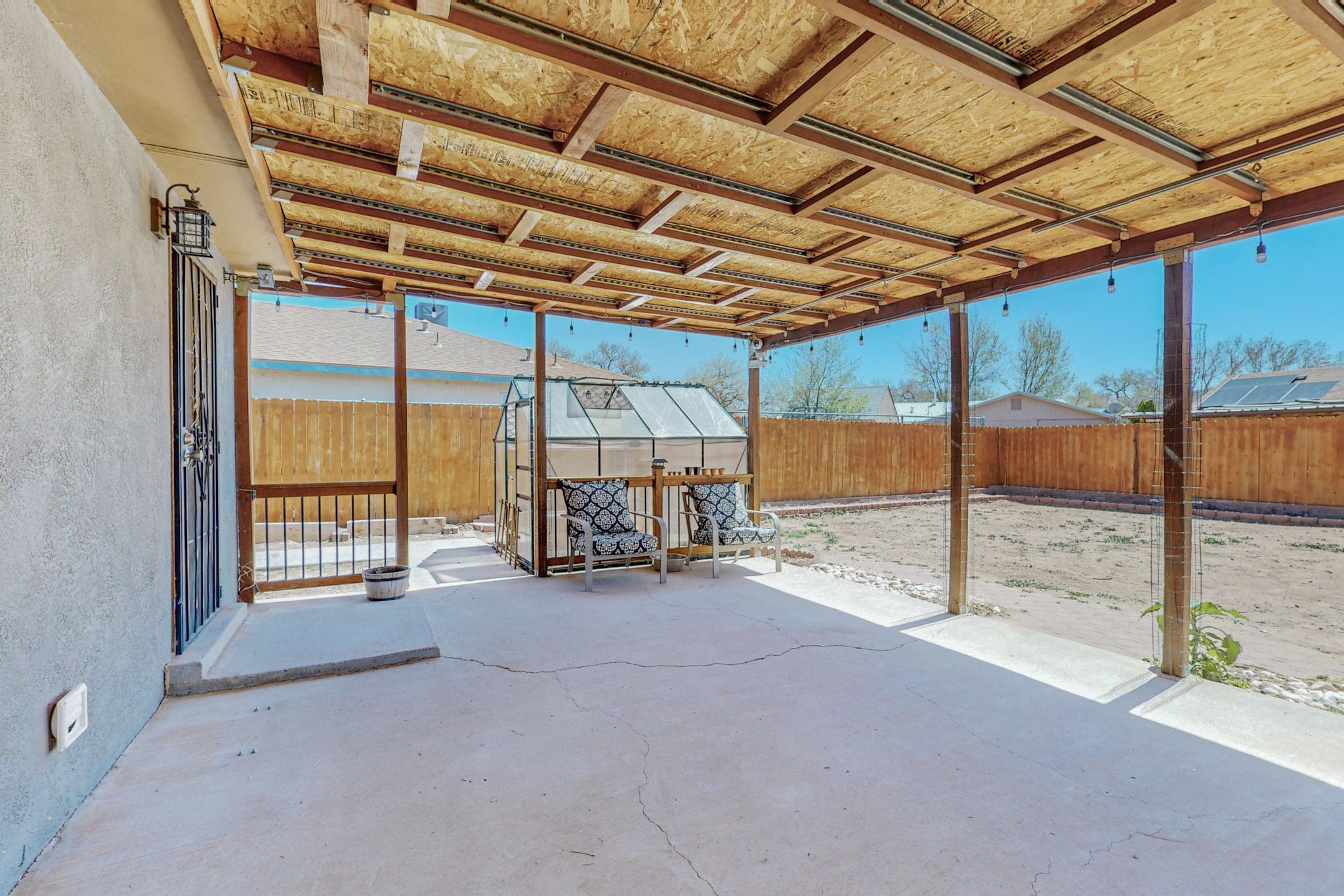1141 Willow Court SE, Los Lunas, New Mexico 87031, 3 Bedrooms Bedrooms, ,2 BathroomsBathrooms,Residential,For Sale,1141 Willow Court SE,1061473