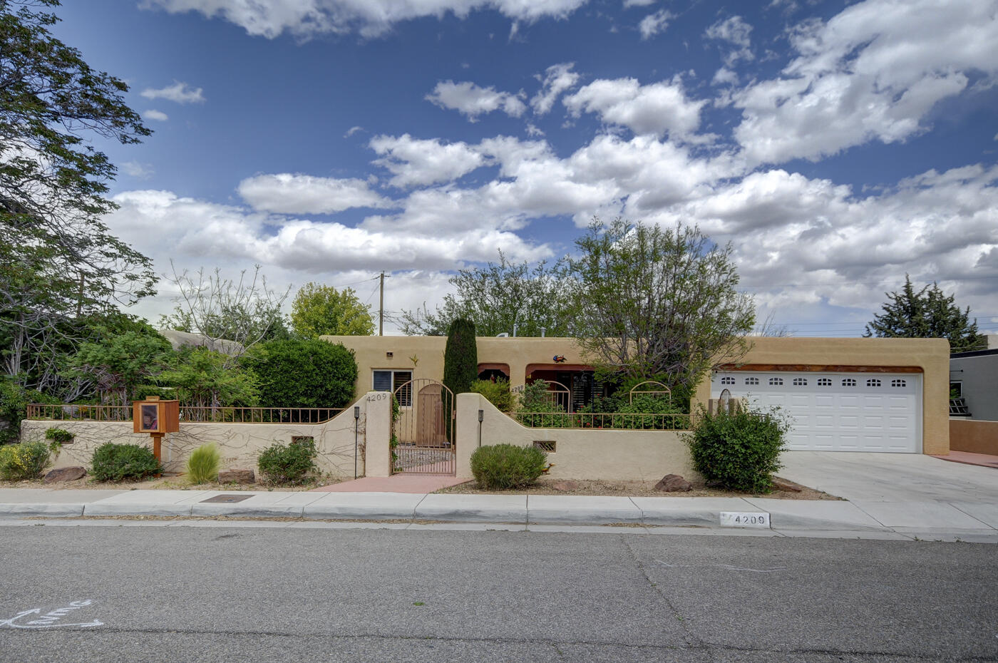 4209 Roma Avenue NE, Albuquerque, New Mexico 87108, 2 Bedrooms Bedrooms, ,1 BathroomBathrooms,Residential,For Sale,4209 Roma Avenue NE,1061506
