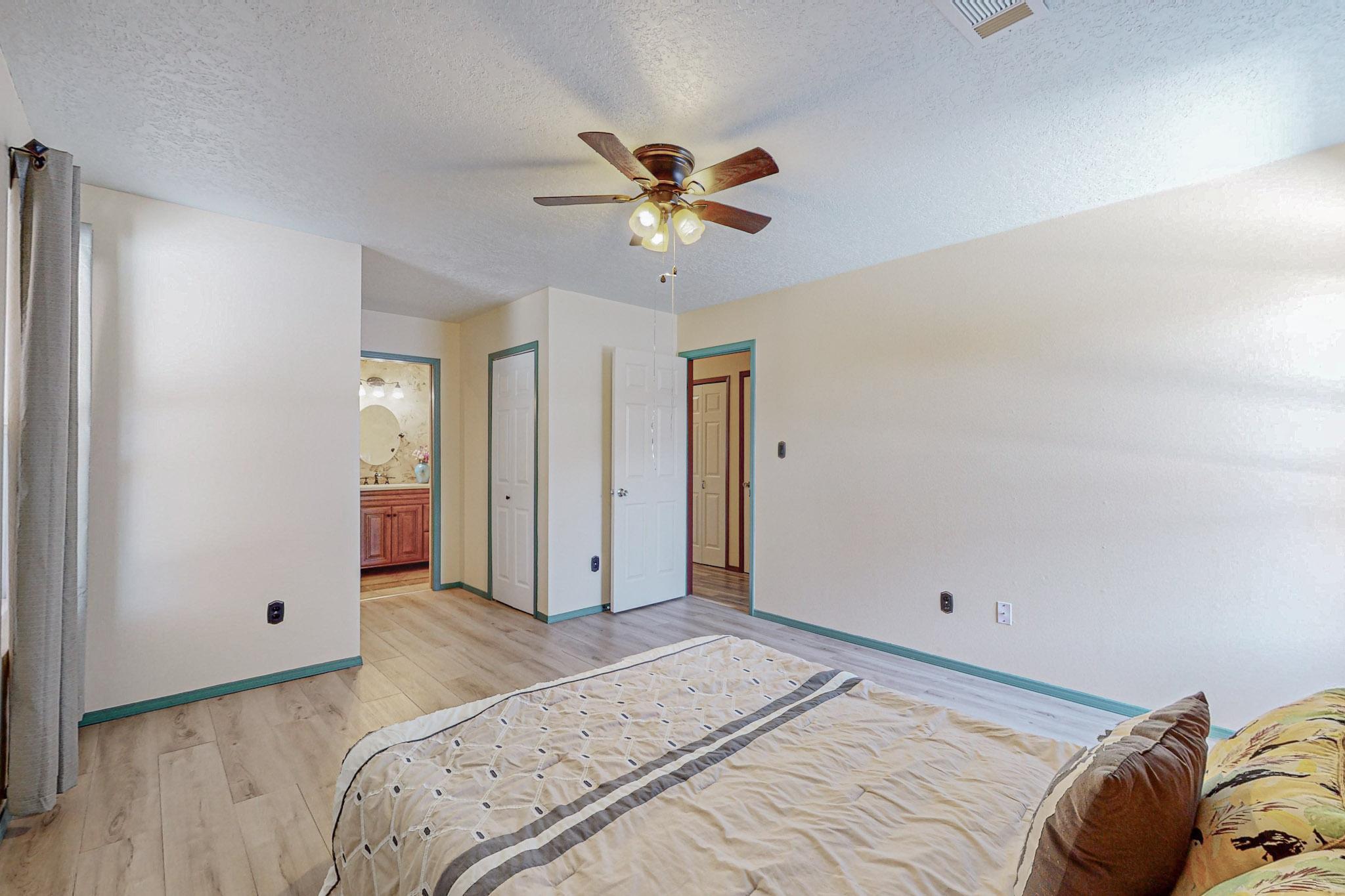 6239 Roadrunner Loop NE, Rio Rancho, New Mexico 87144, 3 Bedrooms Bedrooms, ,2 BathroomsBathrooms,Residential,For Sale,6239 Roadrunner Loop NE,1061524