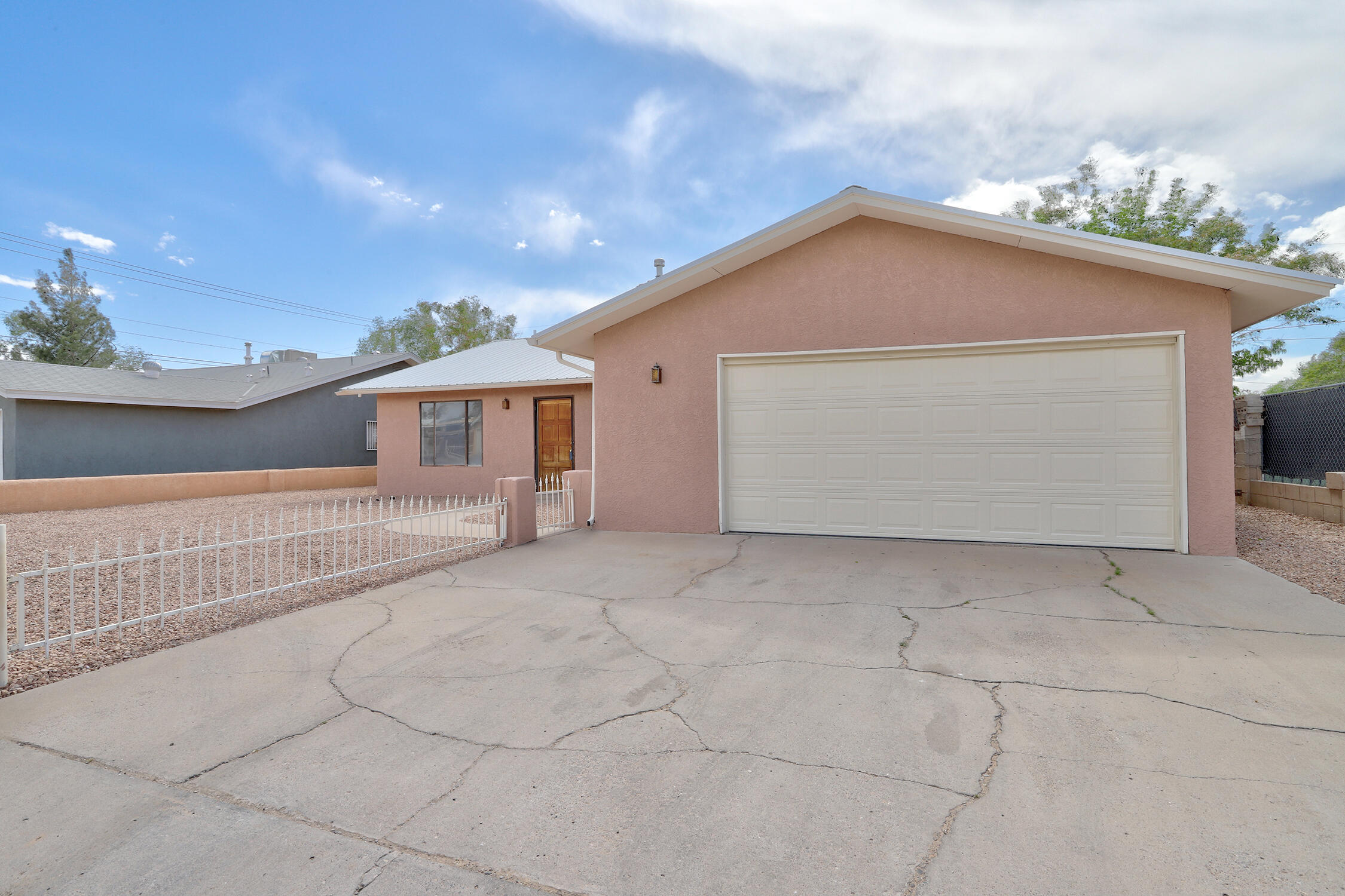 403 62nd Street NW, Albuquerque, New Mexico 87105, 4 Bedrooms Bedrooms, ,2 BathroomsBathrooms,Residential,For Sale,403 62nd Street NW,1061534
