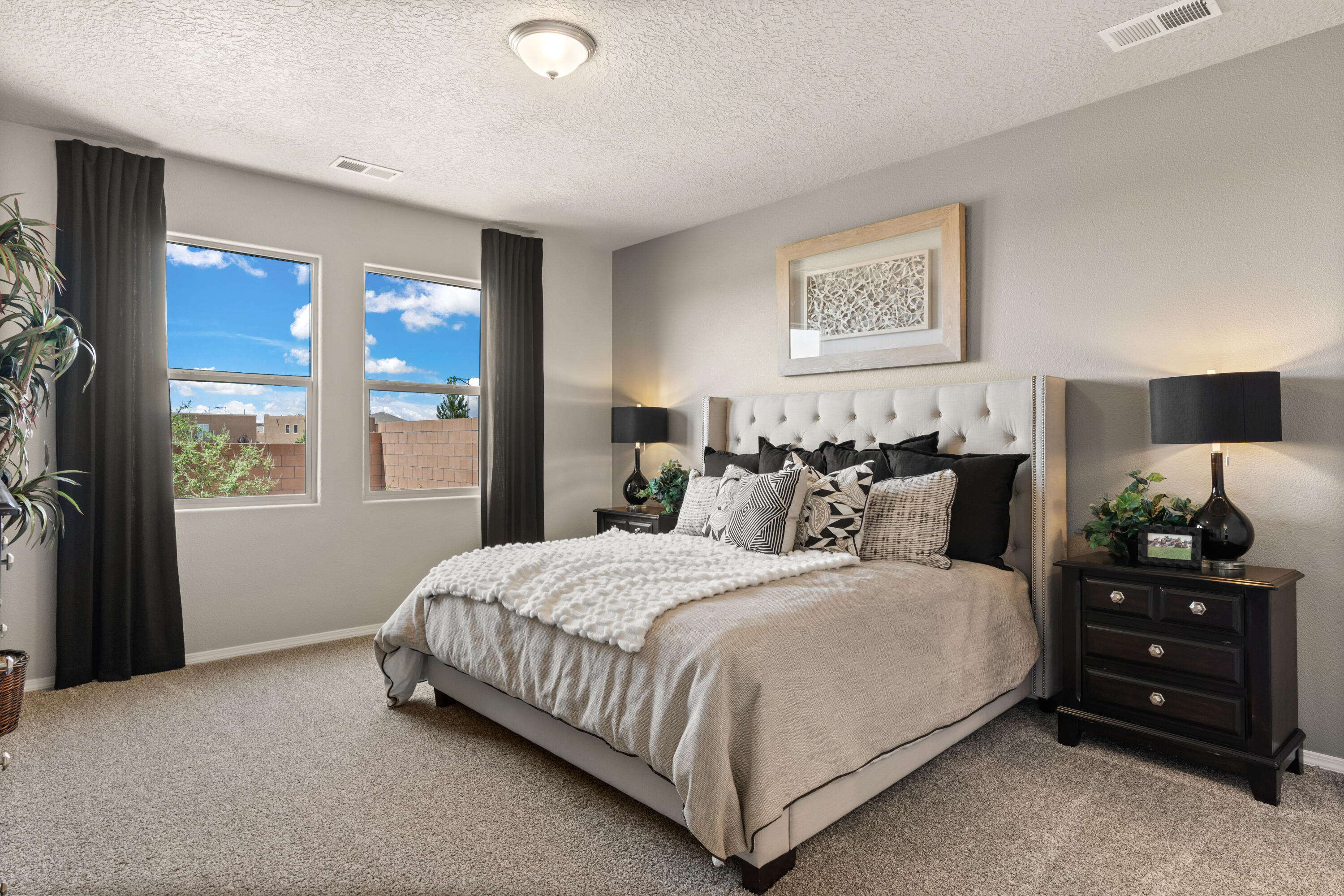 10813 Sabino Loop SW, Albuquerque, New Mexico 87121, 4 Bedrooms Bedrooms, ,3 BathroomsBathrooms,Residential,For Sale,10813 Sabino Loop SW,1061540