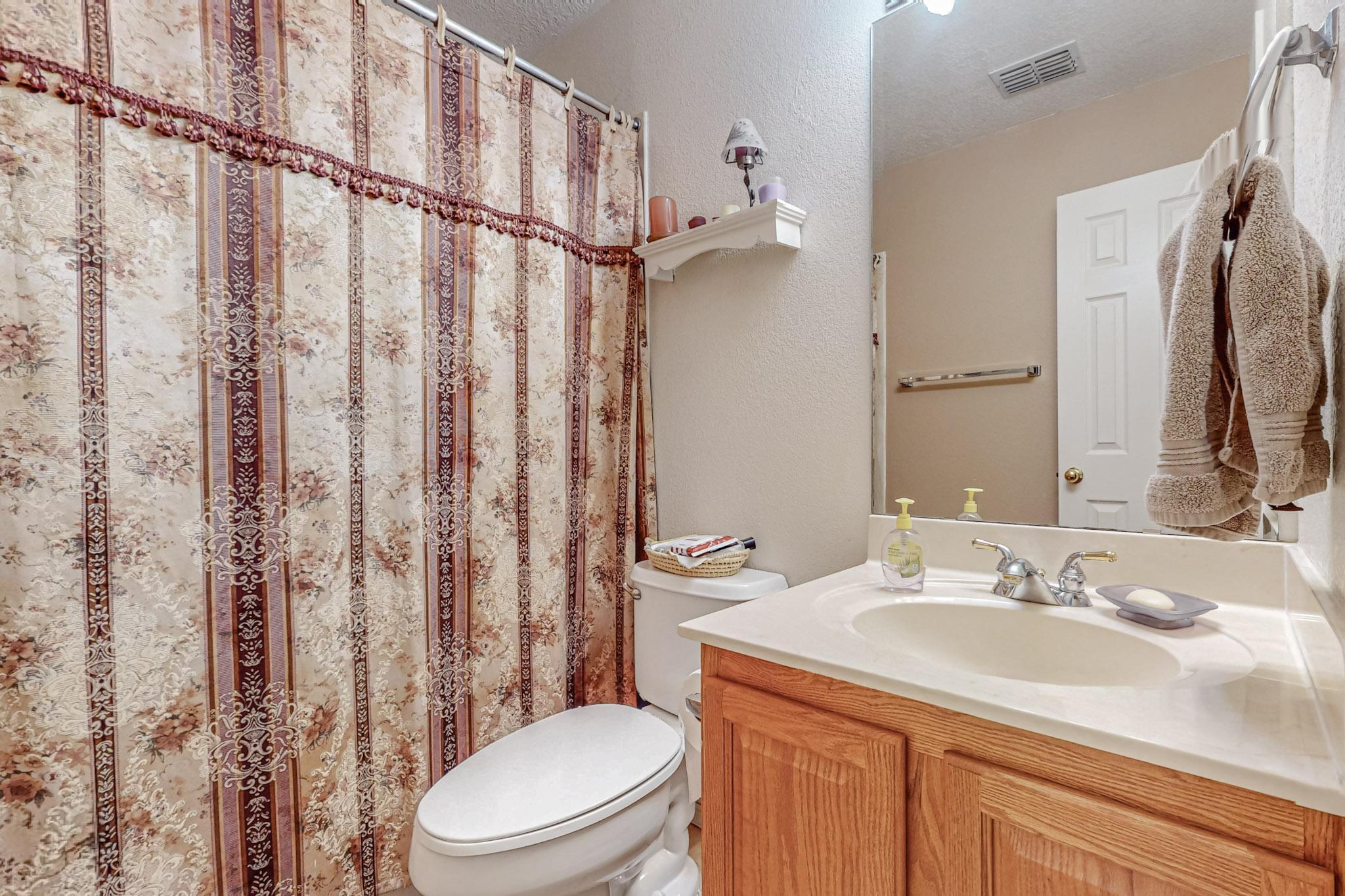 4212 Caprock Road NW, Albuquerque, New Mexico 87114, 4 Bedrooms Bedrooms, ,3 BathroomsBathrooms,Residential,For Sale,4212 Caprock Road NW,1061563