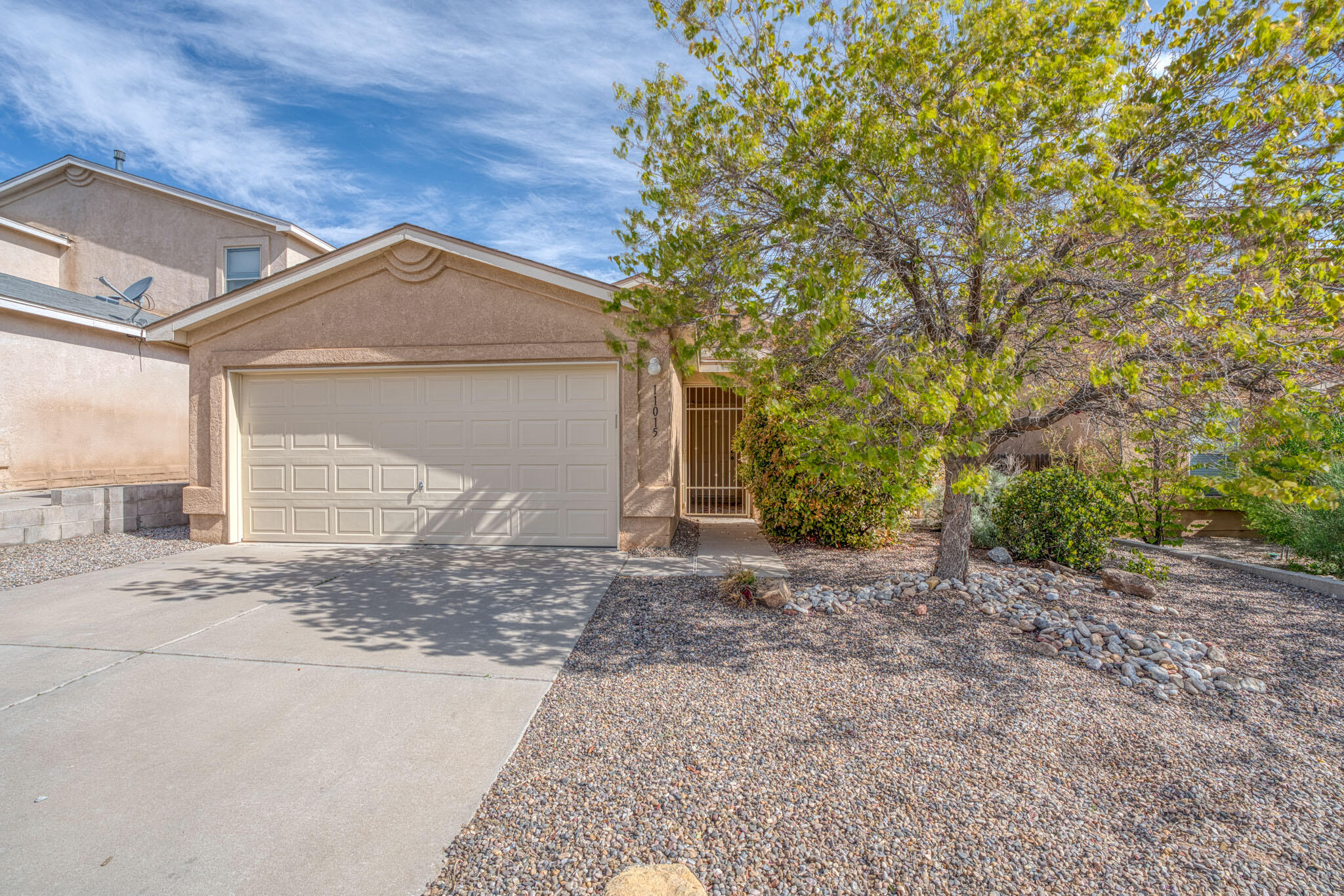 11015 Red Robin Road SW, Albuquerque, New Mexico 87121, 4 Bedrooms Bedrooms, ,2 BathroomsBathrooms,Residential,For Sale,11015 Red Robin Road SW,1061565