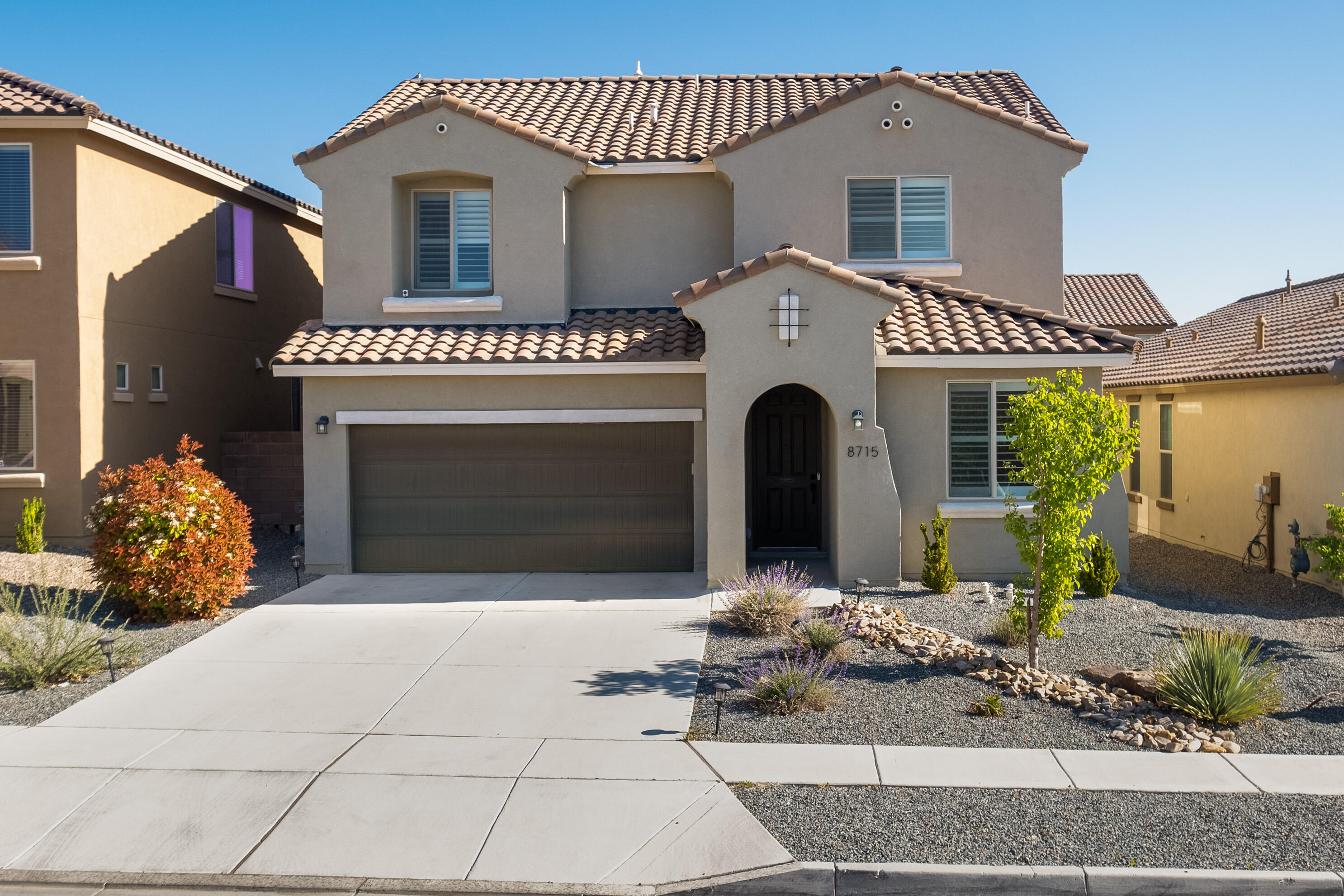 This Stormcloud STUNNER has been impeccably maintained and cared for! This 3 bedroom + office, 3 bathroom home boasts a bright and functional floorpan, beautifully landscaped backyard, mudroom, soaring ceilings, and a modern chef's kitchen! The home's upstairs laundry, low maintenance backyard, on demand H2O heater, large primary suite, and open layout are ready for you to make this one home! Contact your favorite Realtor to see this home today!