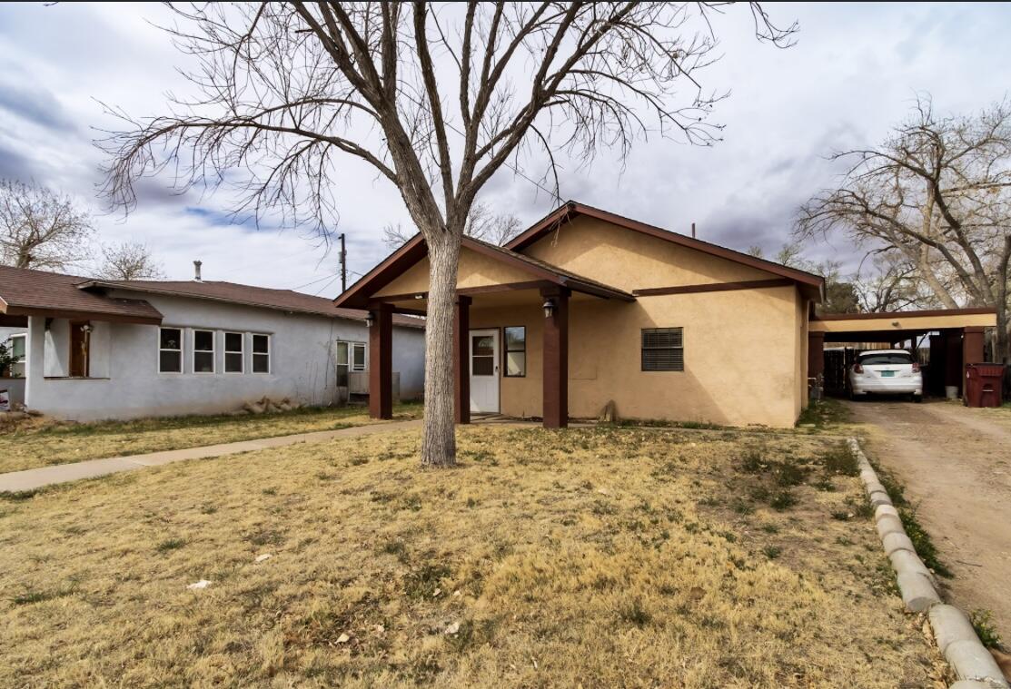 313 S S 6th Street, Belen, New Mexico 87002, 3 Bedrooms Bedrooms, ,2 BathroomsBathrooms,Residential,For Sale,313 S S 6th Street,1061654