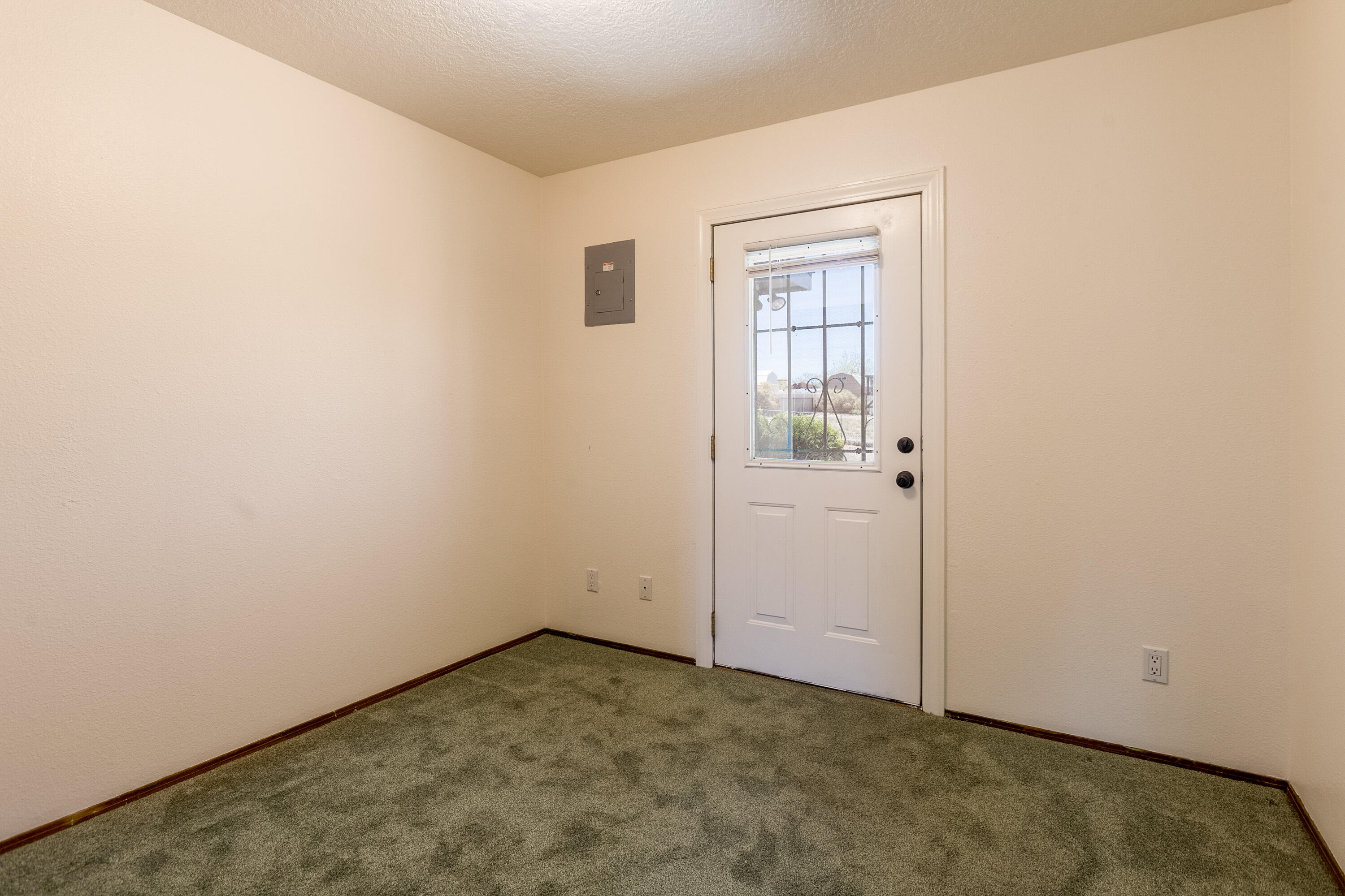730 Comanche Road SE, Rio Rancho, New Mexico 87124, 5 Bedrooms Bedrooms, ,3 BathroomsBathrooms,Residential,For Sale,730 Comanche Road SE,1061808