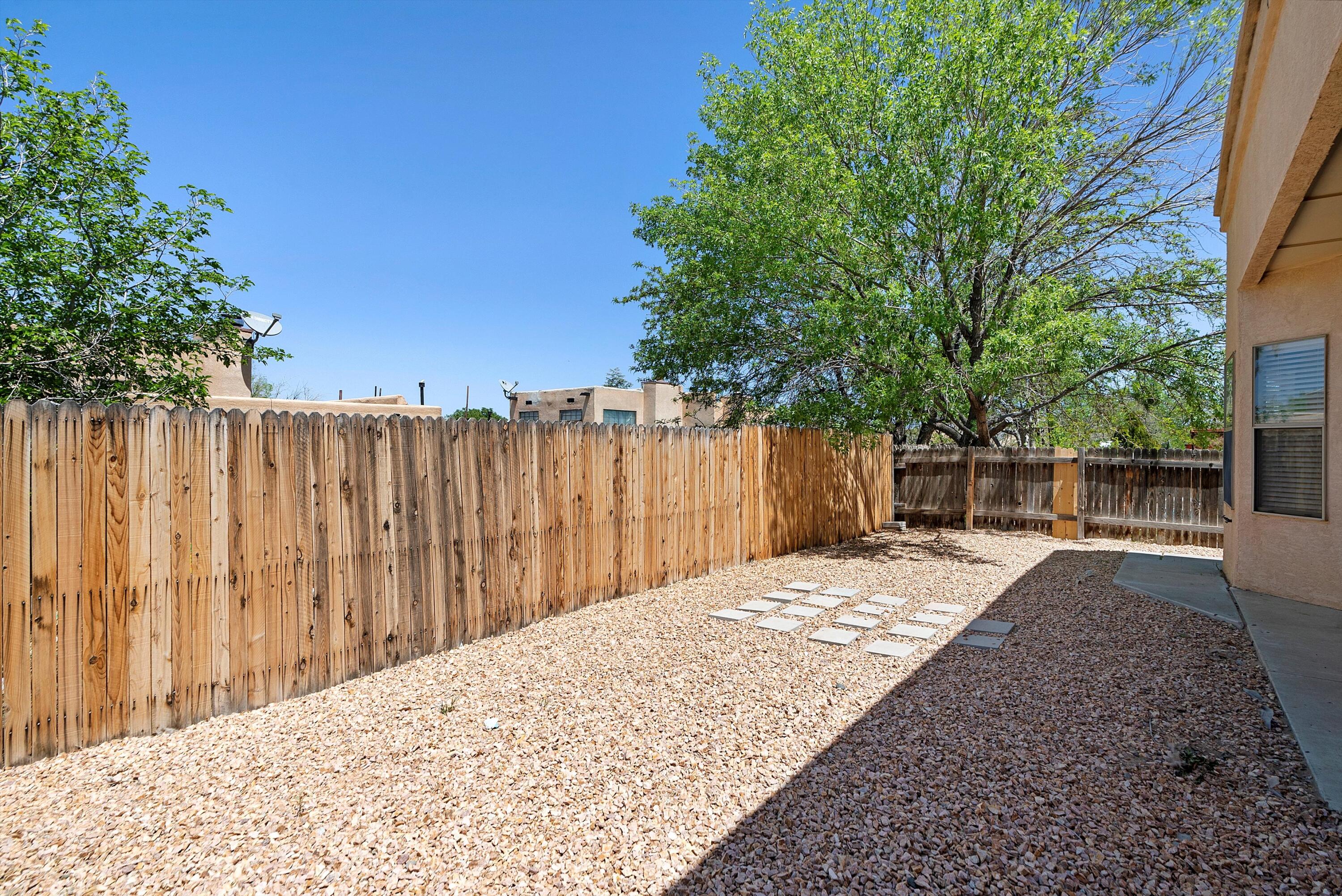 7323 Niquel Place NW, Albuquerque, New Mexico 87120, 3 Bedrooms Bedrooms, ,2 BathroomsBathrooms,Residential,For Sale,7323 Niquel Place NW,1061805