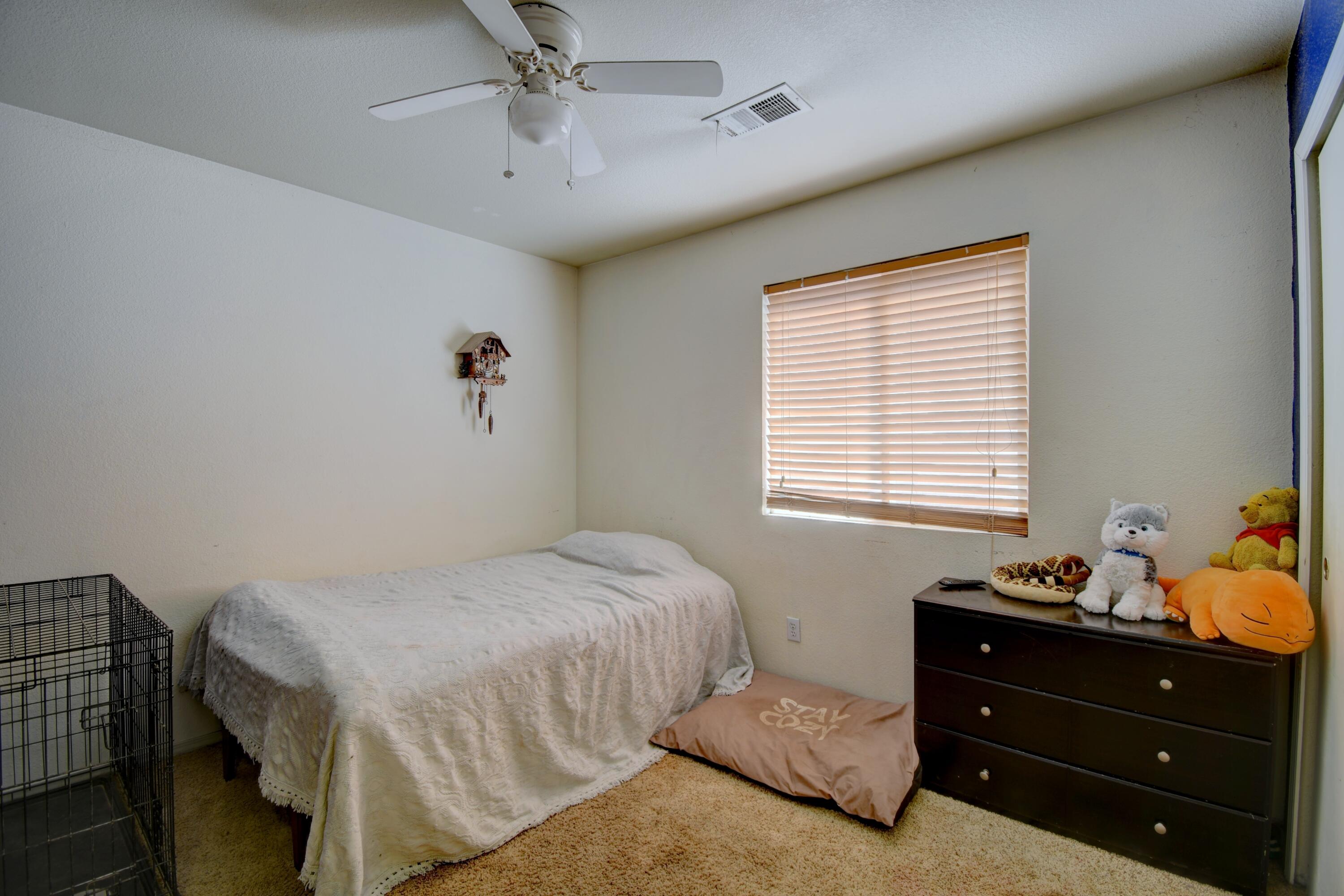 8515 Vista Serena Lane SW, Albuquerque, New Mexico 87121, 3 Bedrooms Bedrooms, ,2 BathroomsBathrooms,Residential,For Sale,8515 Vista Serena Lane SW,1061957