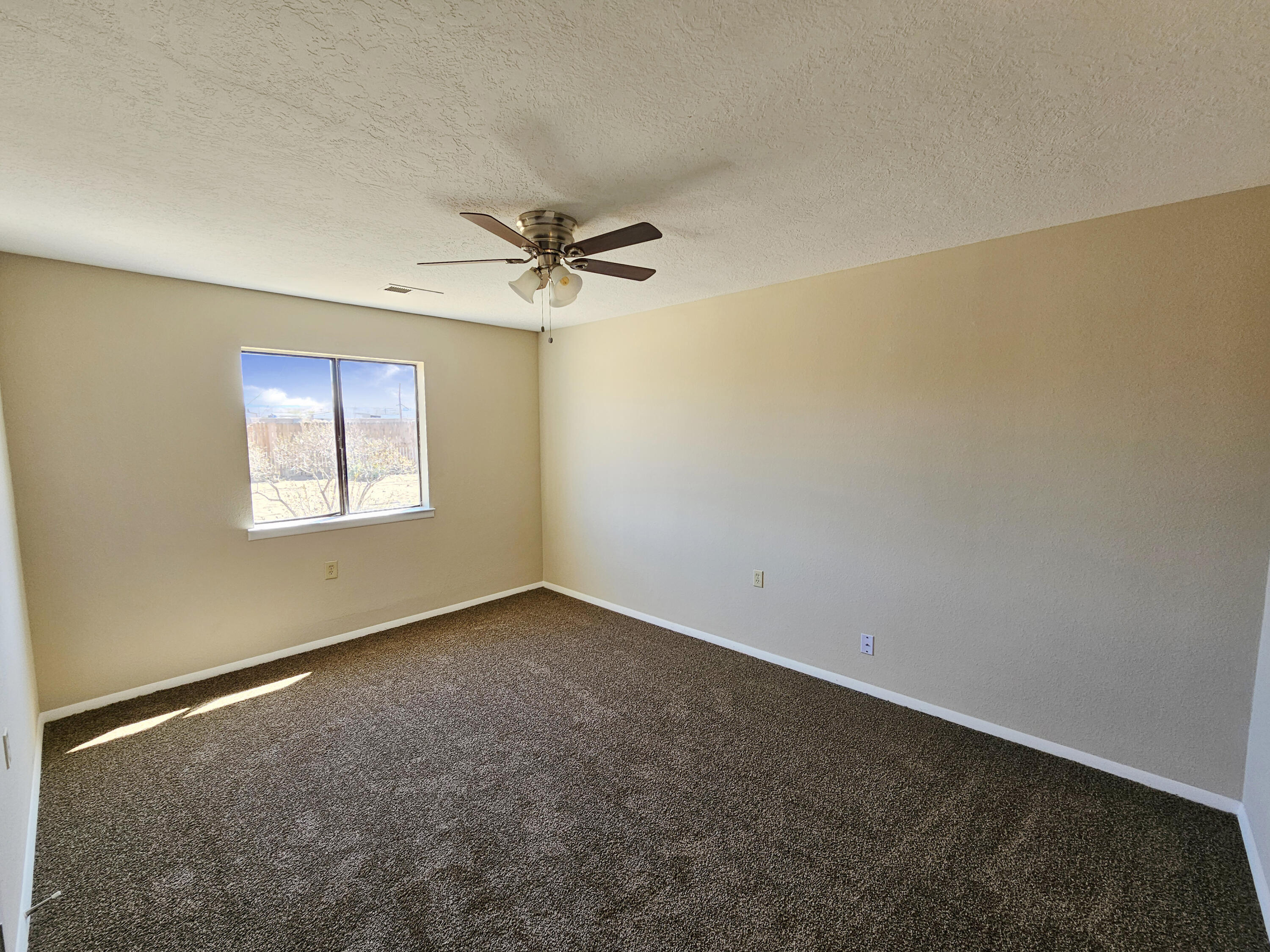 4801 2nd Street SW, Albuquerque, New Mexico 87105, 4 Bedrooms Bedrooms, ,2 BathroomsBathrooms,Residential,For Sale,4801 2nd Street SW,1062021