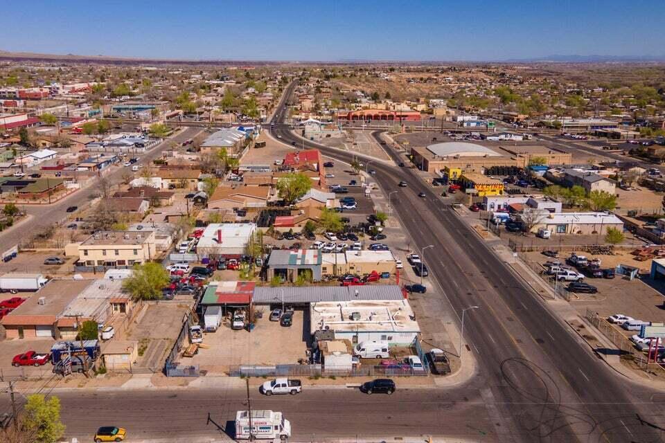 237 Old Coors Drive SW, Albuquerque, New Mexico 87121, ,Commercial Sale,For Sale,237 Old Coors Drive SW,1062030