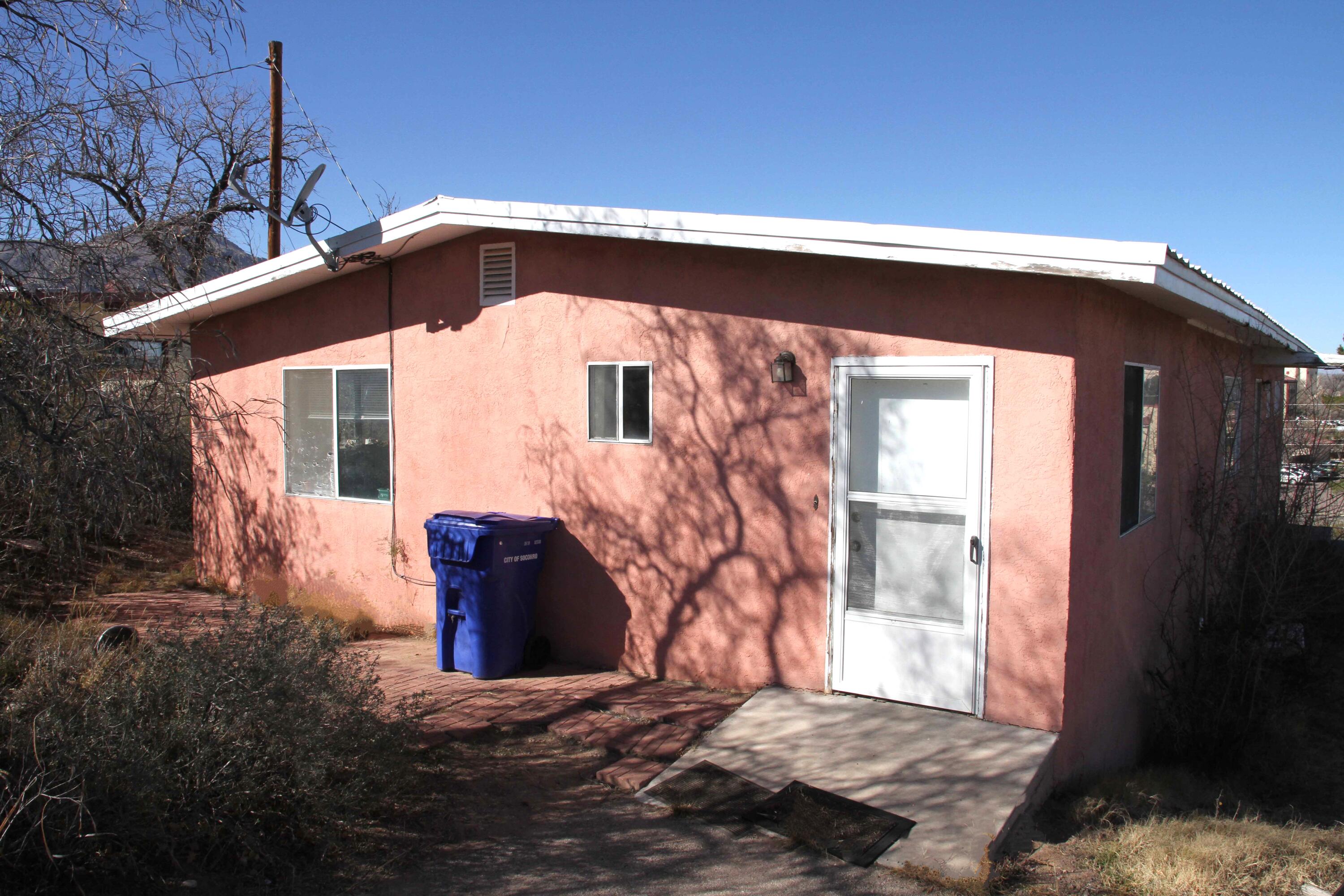 1015 Goad Street, Socorro, New Mexico 87801, 4 Bedrooms Bedrooms, ,3 BathroomsBathrooms,Residential,For Sale,1015 Goad Street,1062019