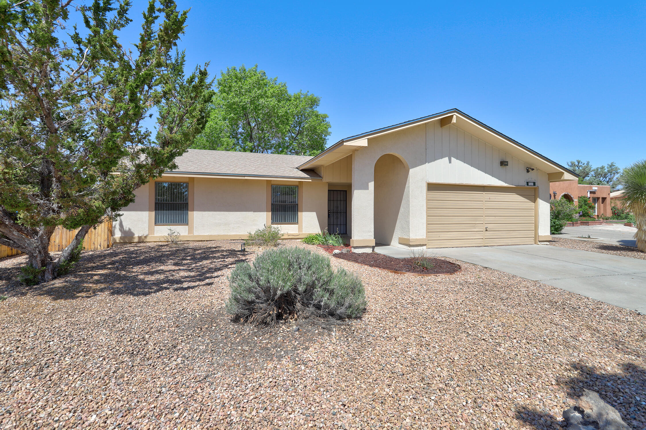 Adorable, updated, well taken care of, Taylor Ranch home on a cul-de-sac. Located within a desirable school district. Features include new vinyl plank flooring in the living room, along with attractive vaulted ceilings, exposed wooden beams, and a cozy wood burning fireplace. The kitchen showcases new granite countertops and a delightful kitchen nook with bay windows perfect for enjoying morning coffee or a home cooked meal. Fresh new carpet in the bedrooms. Updated bathrooms. Water heater and furnace were replaced in 2023. Solar energy equipped.