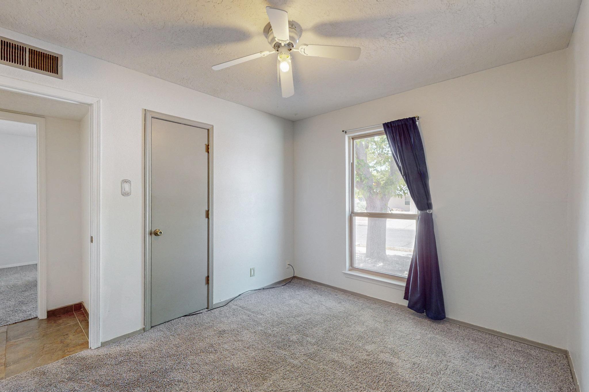 7344 Yorktown Avenue NE, Albuquerque, New Mexico 87109, 3 Bedrooms Bedrooms, ,2 BathroomsBathrooms,Residential,For Sale,7344 Yorktown Avenue NE,1062058