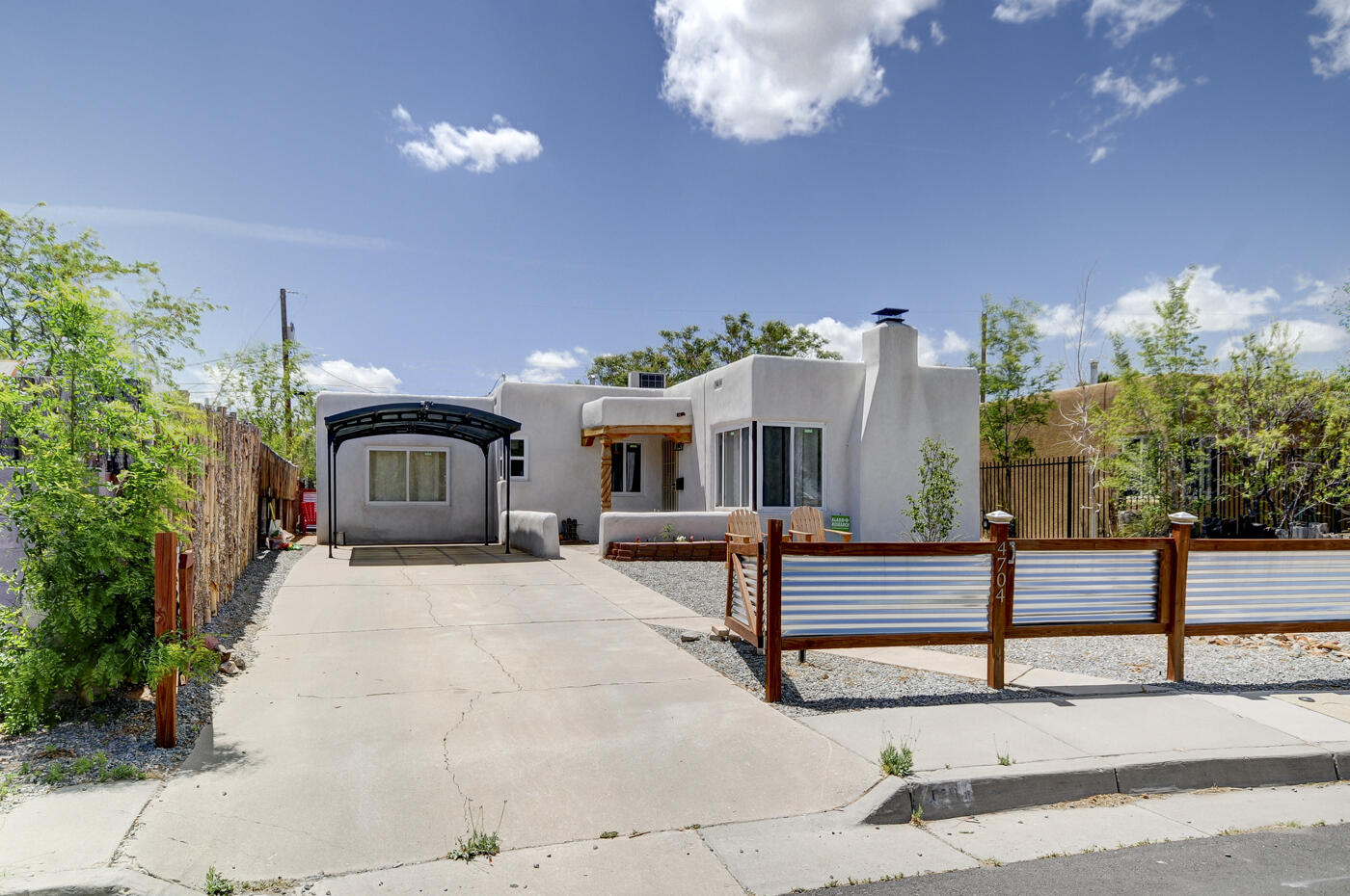 4704 Burton Avenue SE, Albuquerque, New Mexico 87108, 3 Bedrooms Bedrooms, ,2 BathroomsBathrooms,Residential,For Sale,4704 Burton Avenue SE,1062235