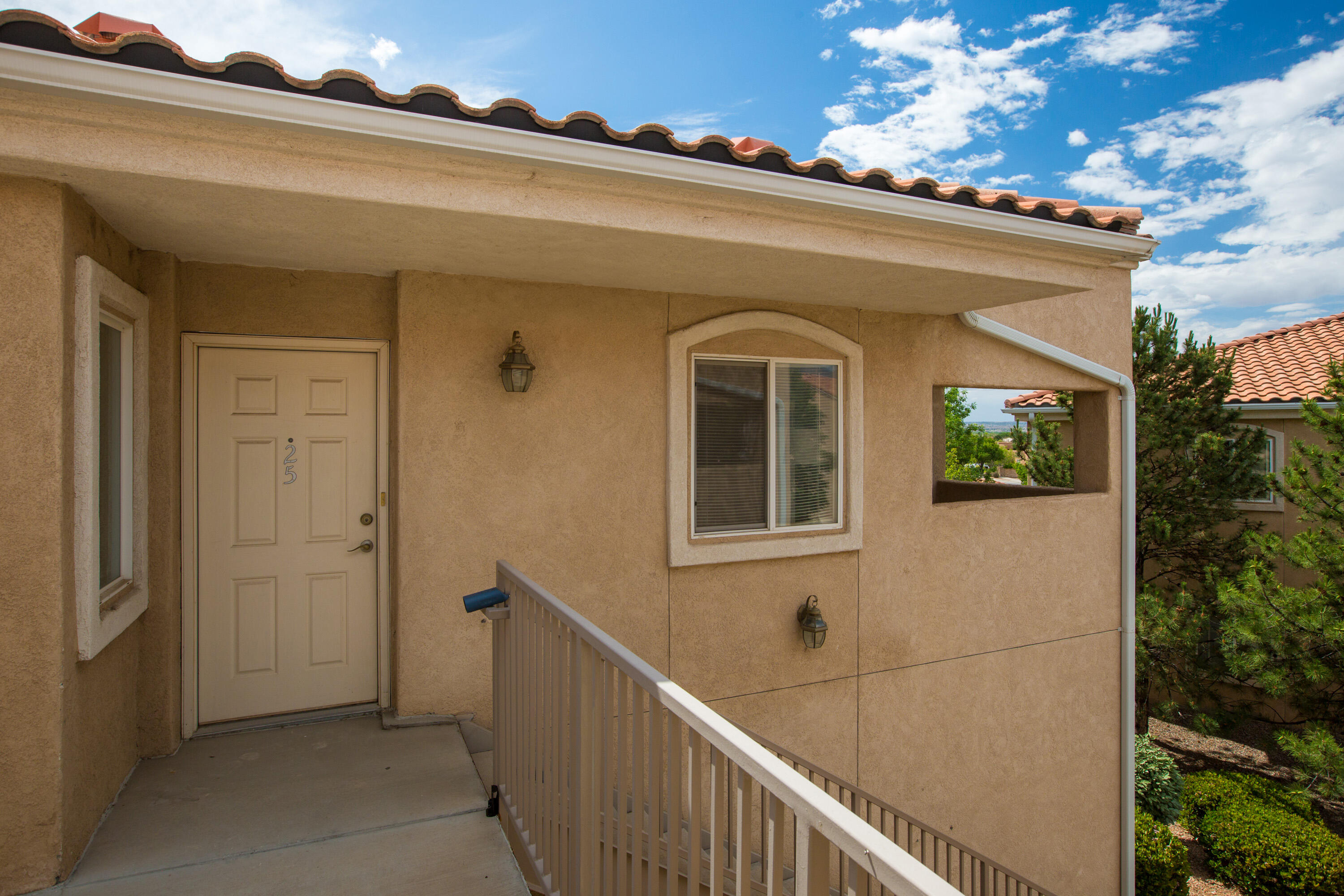 Easy, carefree living in gated, well-maintained community of Rancho Mirage! This top-floor condo offers the utmost convenience w/no neighbors above you. Enjoy access to amenities including gym, 2 swimming pools, & clubhouse plus HOA covers common areas/bldg exterior/water/ trash/sewer. This 1-bedroom, 1-bathroom residence featuring spacious living area, dining area & bk-bar. Kitchen equipped w/gas stove, frig & dishwasher, along w/ample counter space. The bedroom boasts walk-in closet & the unit offers refrigerated air for year-round comfort. Additional features include a laundry rm w/ washer/dryer + room for storage, detached 1-car GA + 1 parking space. Relax & unwind on the covered balcony or explore the nearby walking trails & parks. Convenient to freeway, shopping, dining & much MORE!