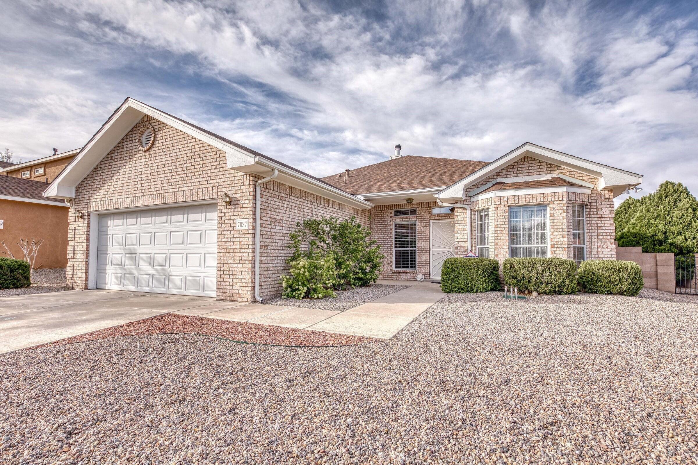 Single story in Ventana Ranch. Seller Updates:  Back patio addition, Evaporative to Central refrigerated air conversion, Gas insert for fireplace, added fourth bedroom, and replace microwave. Washer/Dryer to stay.  Seller is willing to offer a carpeting allowance as a credit at closing
