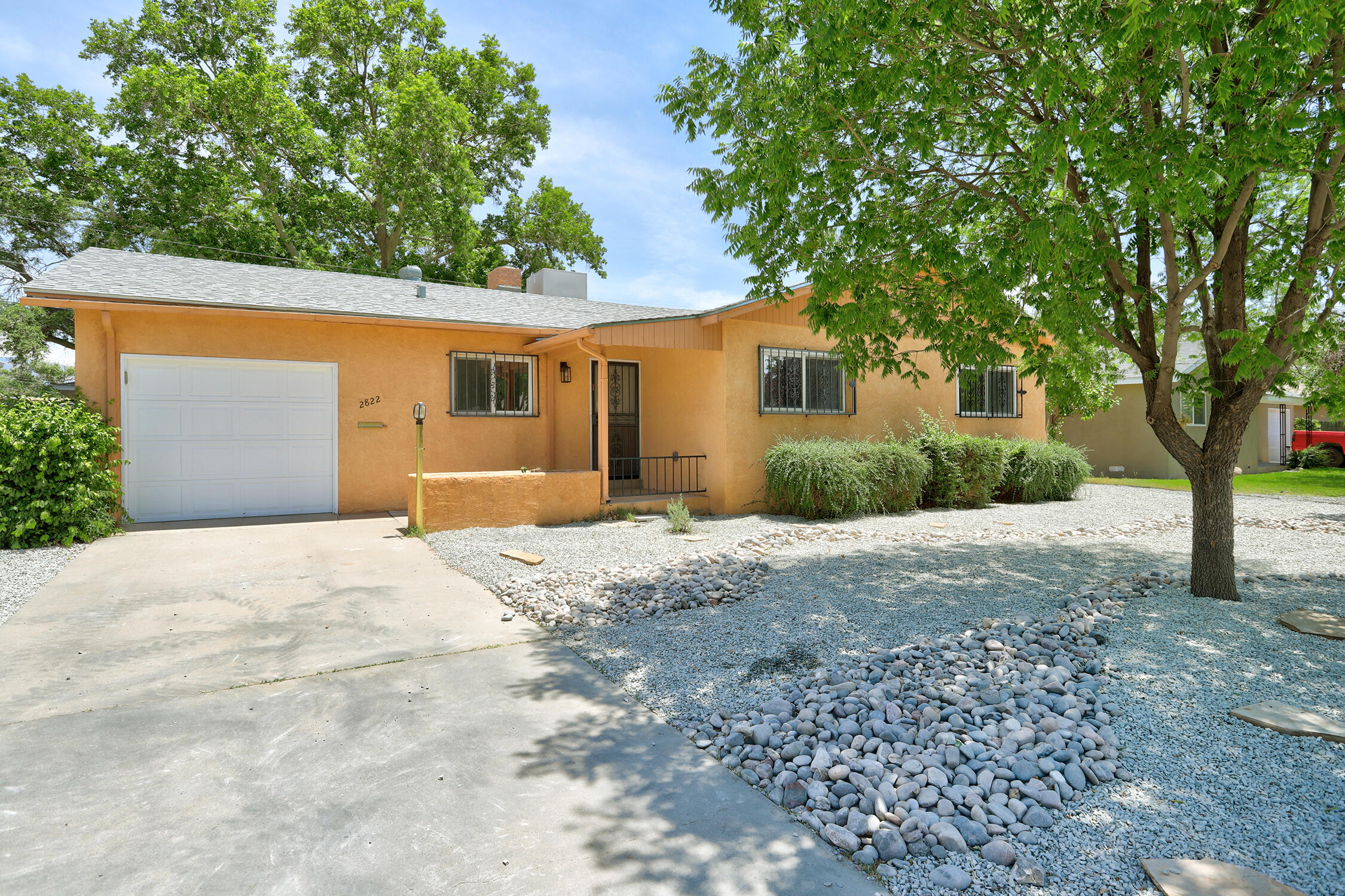 Nice Remodel.  New Paint, New Kitchen Cabinets, New Stainless Steel Appliances, New Carpet, New fixtures, New Granite.