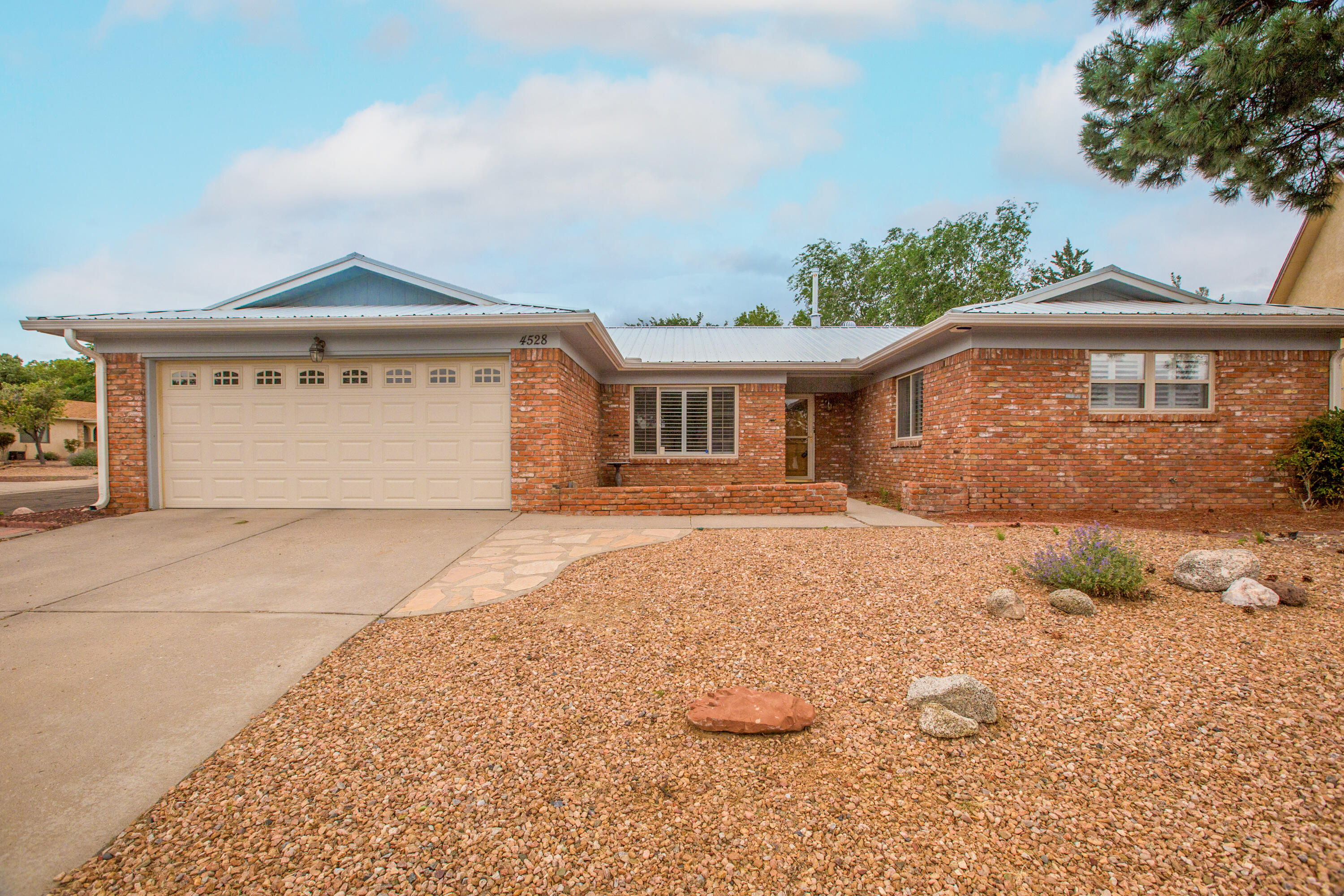 Single Story Home in the Highly Desirable New Holiday Park Neighborhood. Two Livings areas plus a Formal Dining room .Recent Updates included Plantation Shutters , Refrigerated AC, and a New Patio Cover. Sunny kitchen that is open to an eat in Breakfast area and Den with wood burning fireplace. This floorplan offer a nice Primary Bedroom with lots of options with a Nursery/Office/Closet/4th bedroom. New closet organizers in all bedrooms. Easy care landscaping with Turf and a Hot tub too. Amazing schools, convenient location, and quiet neighborhood Award winning SY Jackson school district. A Great Place to Call Home!