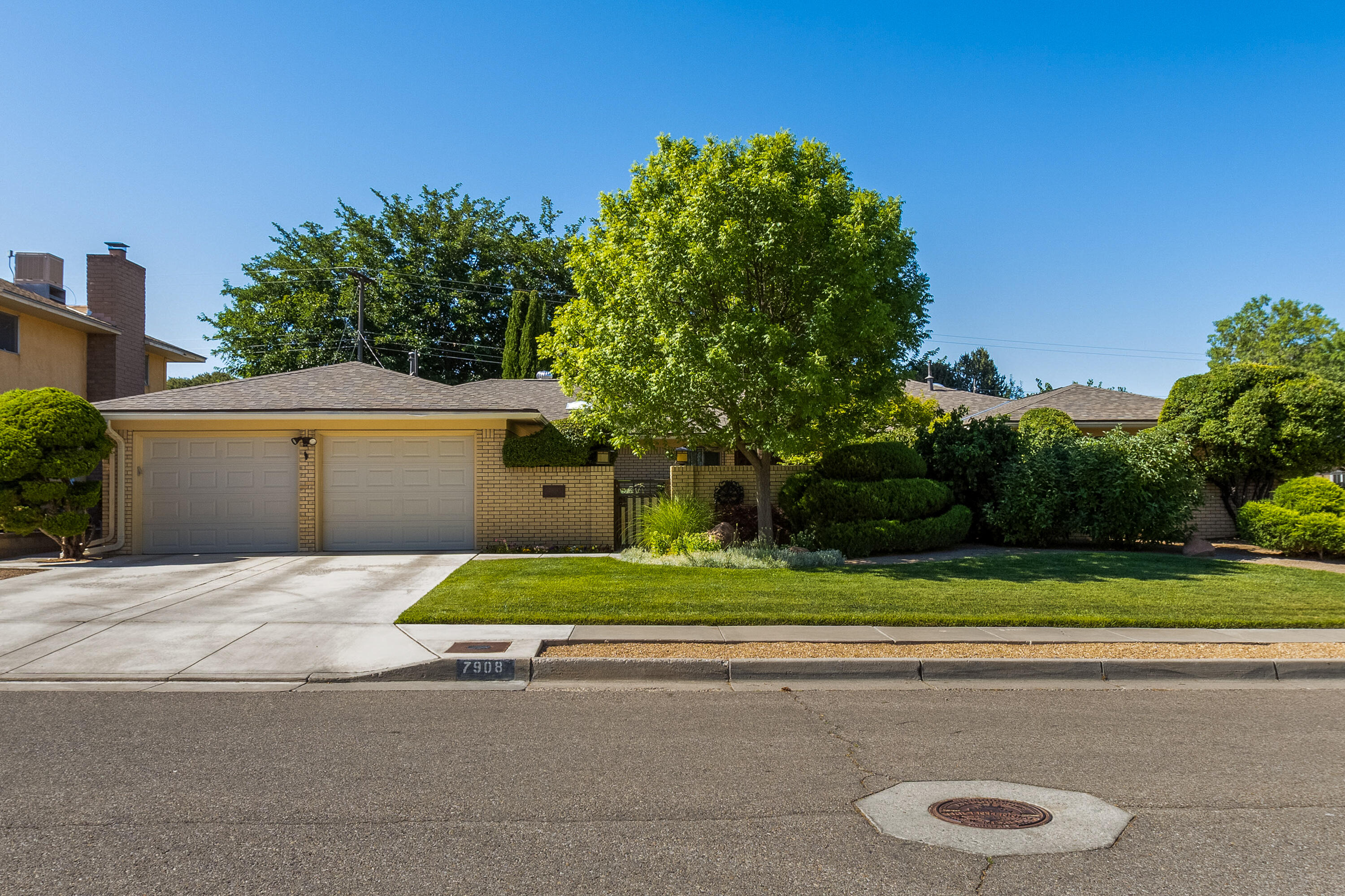 This home has been beautifully updated and lovingly maintained by the current owners of over 30 years. In that time, they have cultivated incredible mature landscaping in the front and back yards featuring trickling fountains, lush grass, mature trees, and spectacular plantings. The interior was completely updated to include gleaming hardwood floors, a totally re-designed open concept kitchen with a walk in pantry, all bathrooms have been updated, and roof and mechanical systems have been updated as well. The kitchen features beautiful handcrafted custom cabinetry, commercial grade stainless appliances, rich granite countertops, and a large island. The entry courtyard offers privacy and security. This home is truly a rare find in a wonderful established neighborhood.