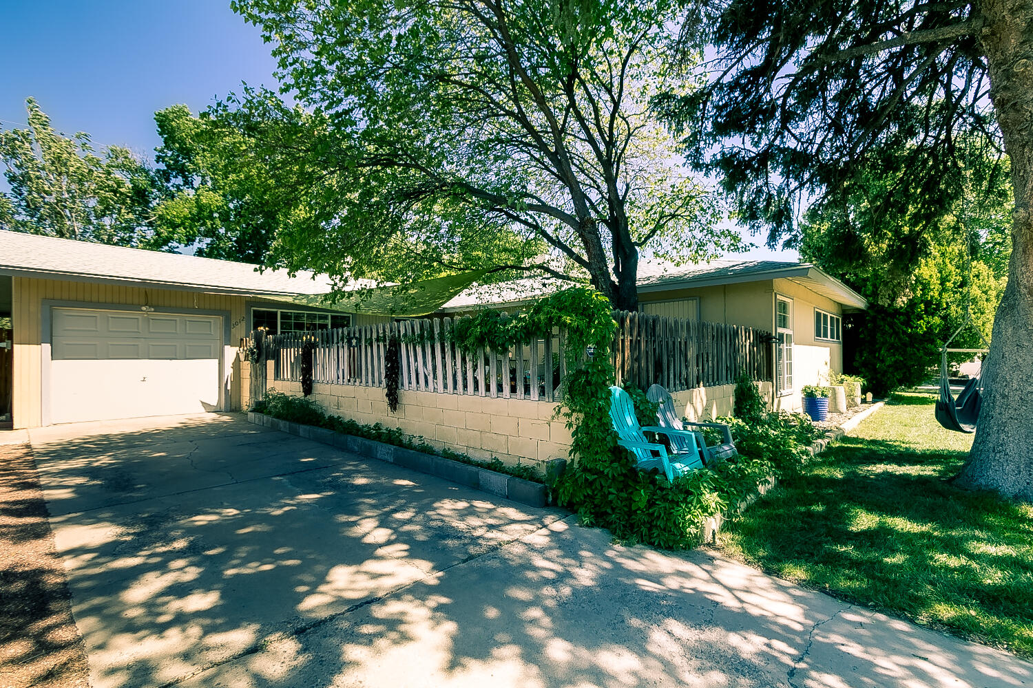 This One Owner Mossman Home is full of Charm and Character. Lovely mature landscaping in both the front and back yard create a private outdoor oasis, perfect for entertaining, relaxing or playing. Extended Kitchen allows for extra prep space and storage.  Updated Kitchen and Bath. Hardwood under the new carpet. The well maintained home is warm and inviting, a must see.