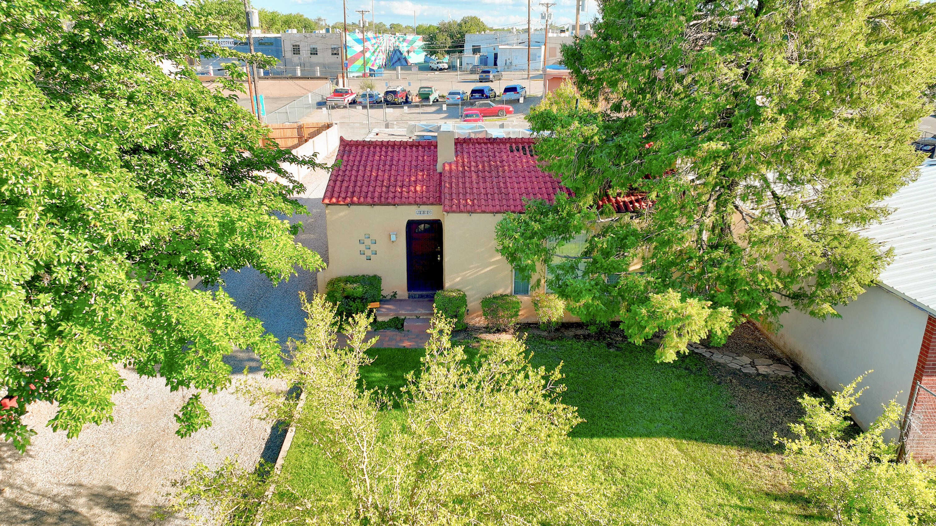 Introducing a charming 1936 California Bungalow, preserved to maintain its charm while accommodating modern needs. This unique property features:  Architectural Integrity: Original bungalow design with a characteristic pitched & flat roof, wood floors, expansive windows that offer abundant natural light.  Functional Layout: 1,734 square feet of versatile live/work, including a bedroom/private office, several multi-purpose rooms.   Modern Amenities: Equipped with high-speed internet, updated electrical systems, and energy-efficient HVAC with central ducting to ensure a seamless work environment.  Prime Location: Situated in Nob Hill, with convenient access to major transportation routes, local amenities and minutes from the downtown.