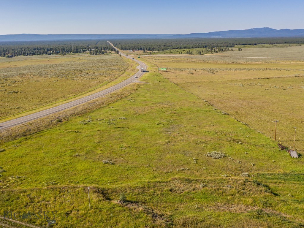 8925 Gallatin Road Highway, West Yellowstone, MT 59716