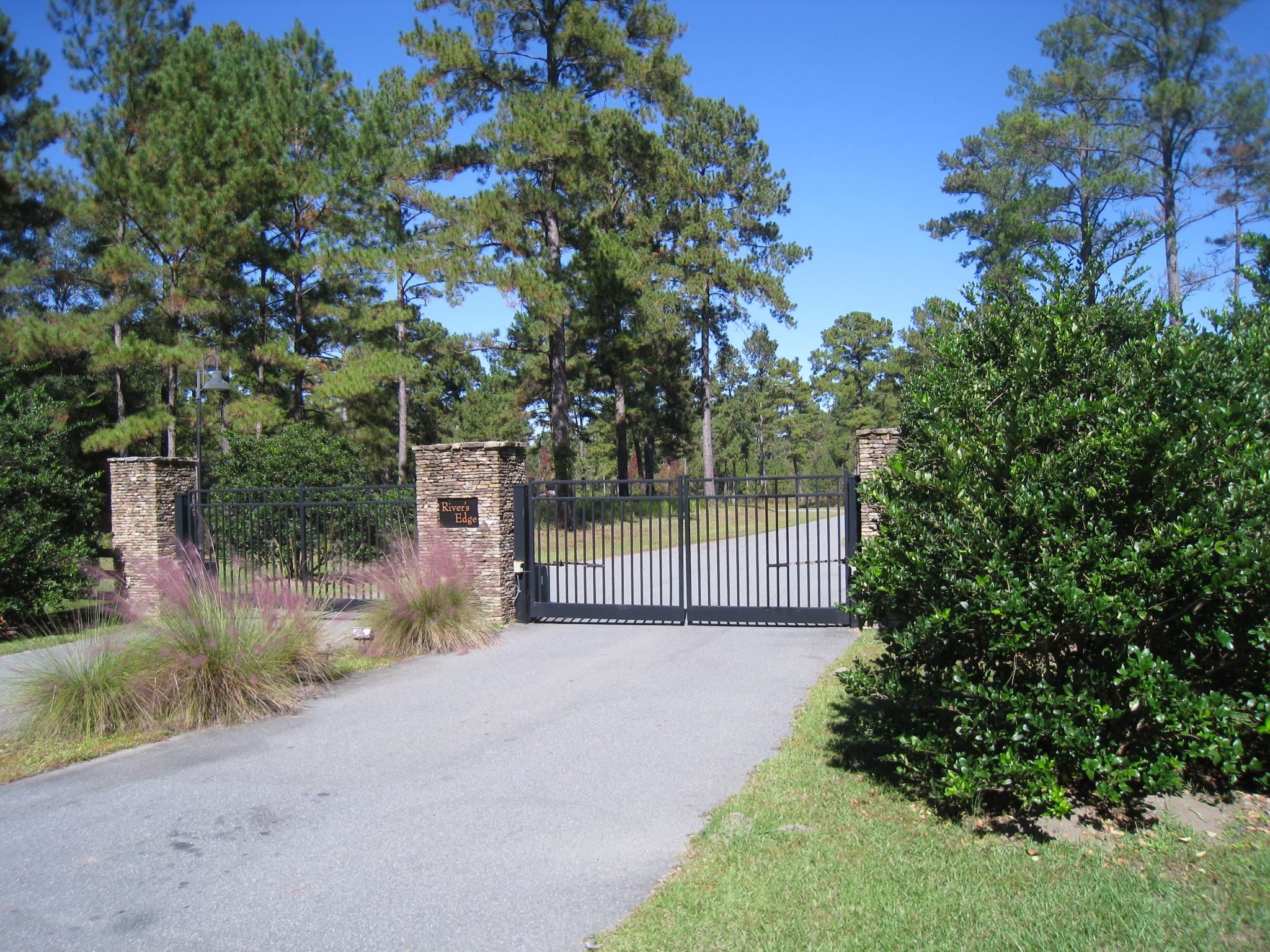 Ml King Boulevard, MIDWAY, Florida image 1