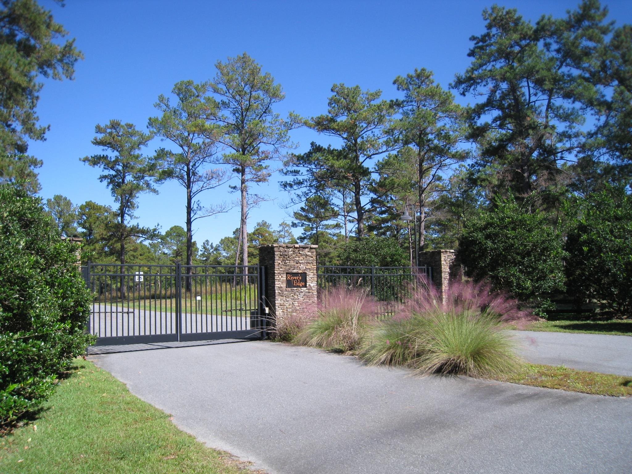 Ml King Boulevard, MIDWAY, Florida image 9