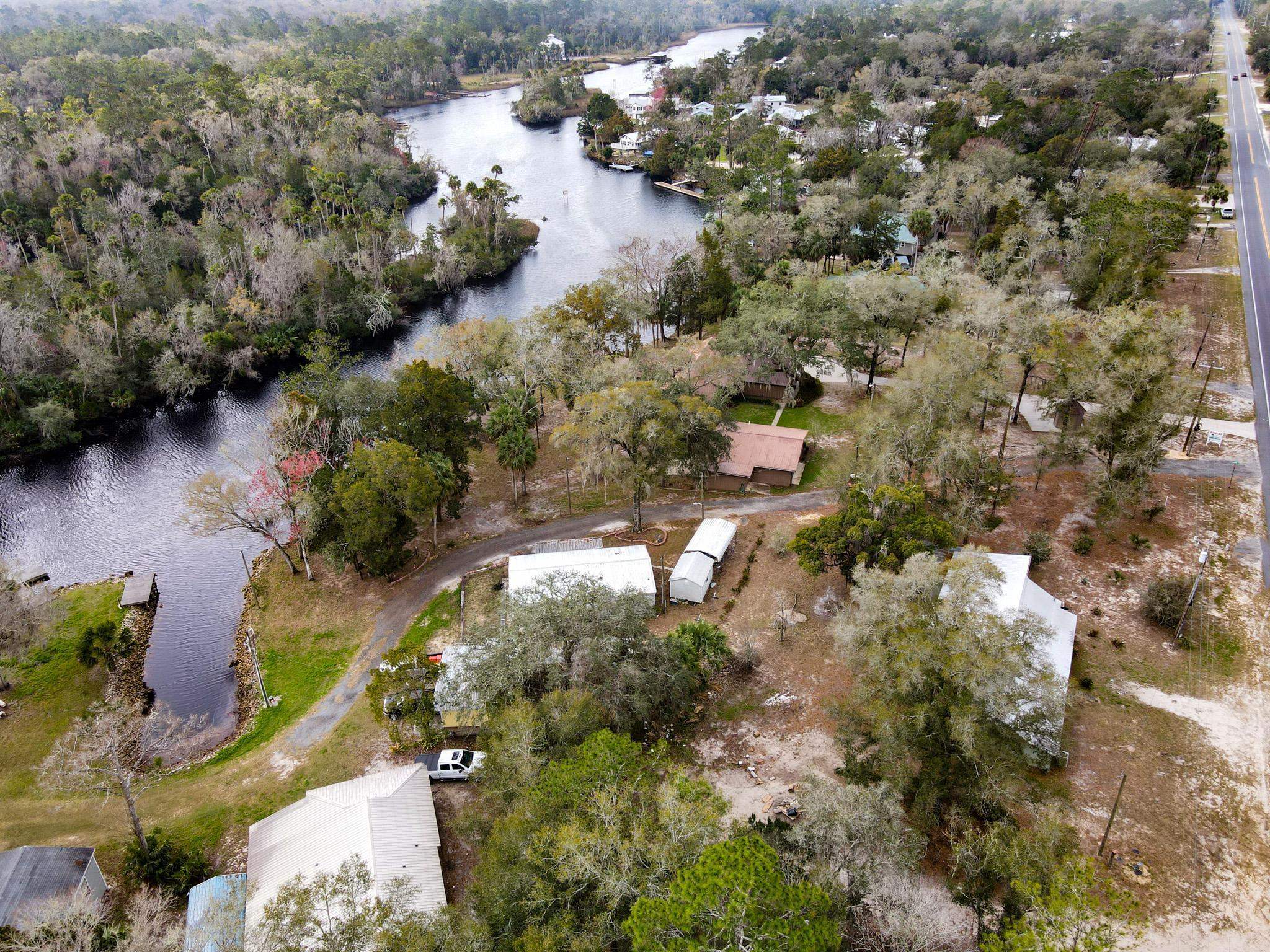 1016 Hwy 51 Ne Highway, STEINHATCHEE, Florida image 4