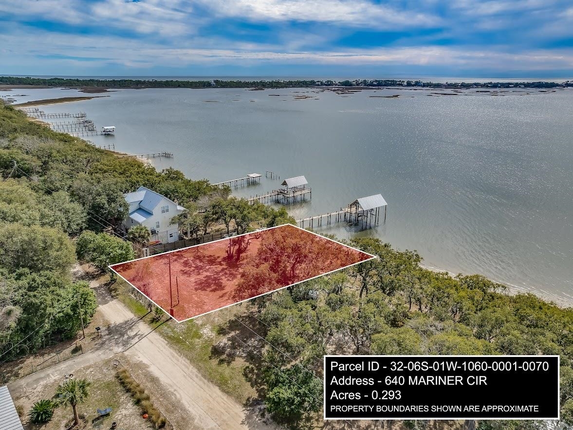 640 Mariner Circle, Alligator Point, Florida image 1