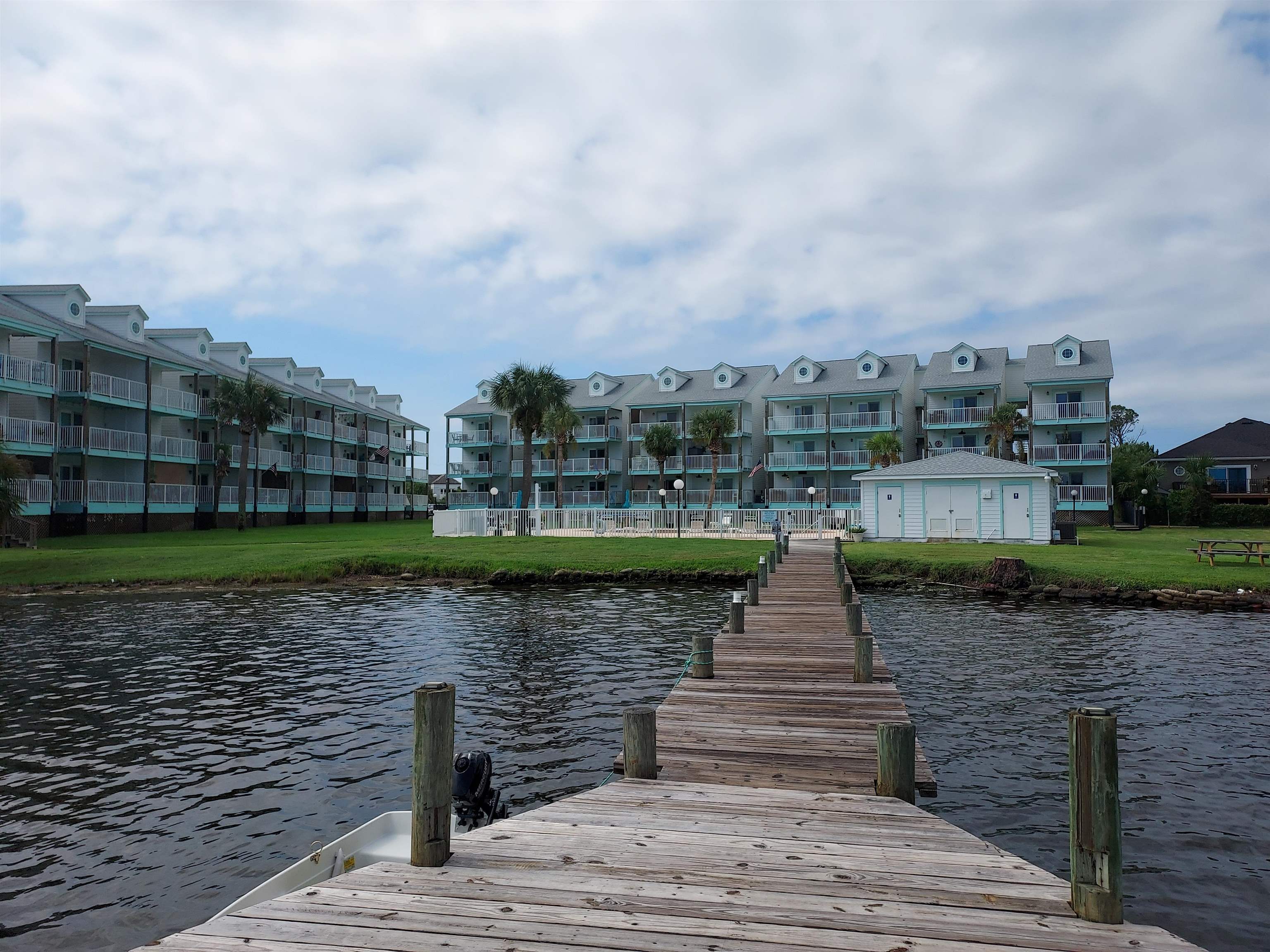 3600 Thomas Drive #C104, PANAMA CITY, Florida image 30