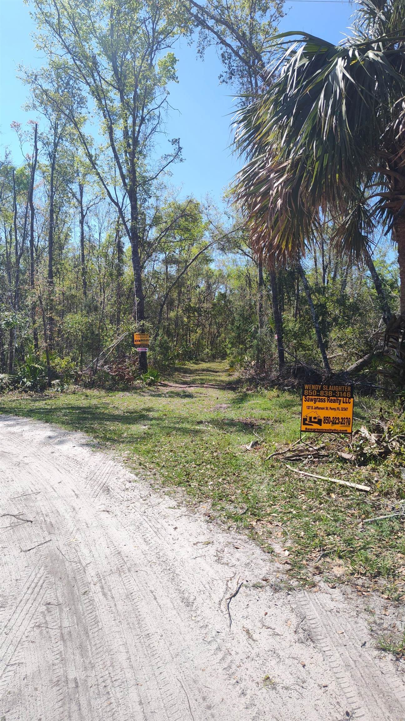 000 Strickland Landing Ct, Perry, Florida image 3