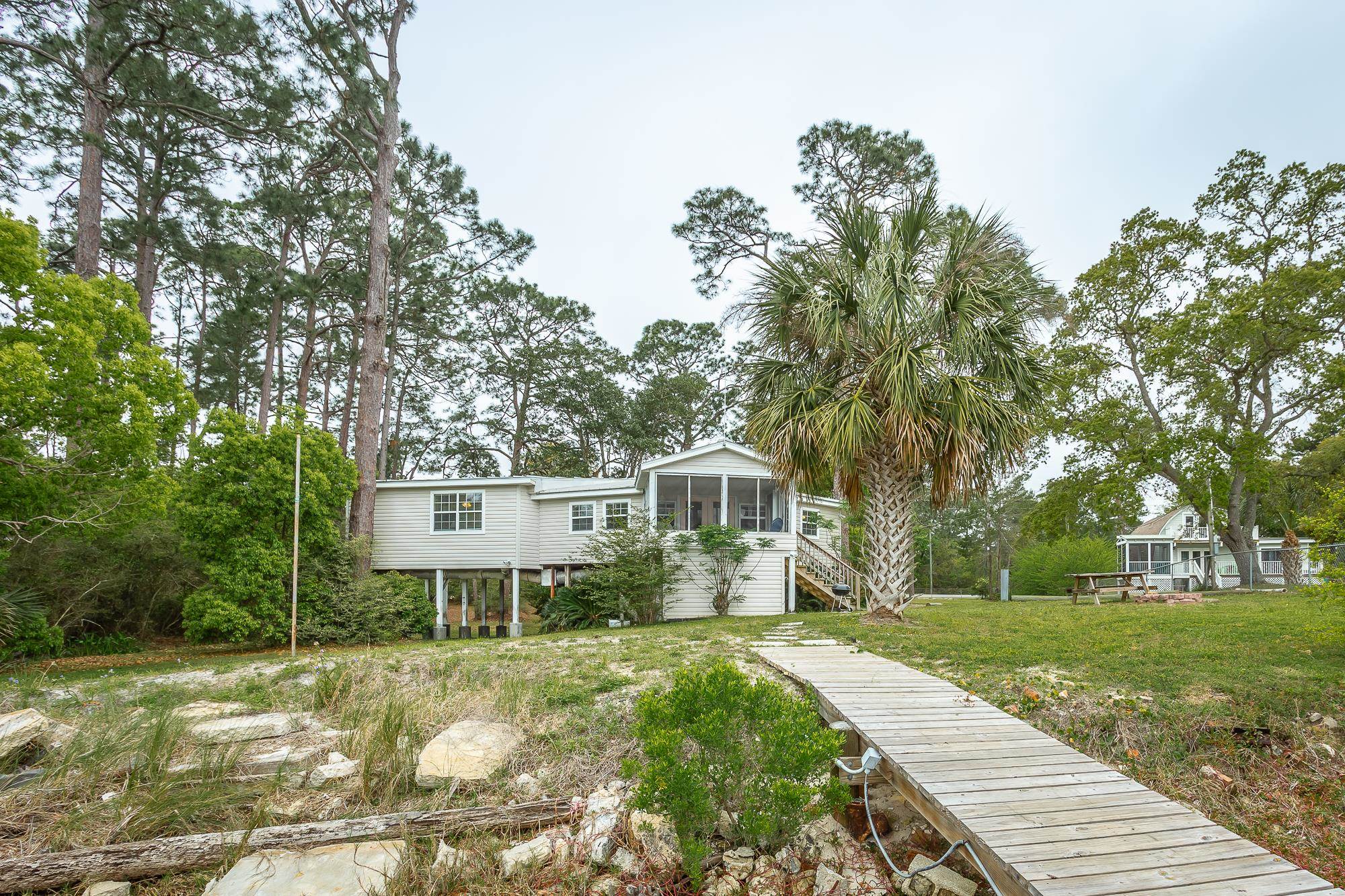 295 River Road, CARRABELLE, Florida image 34