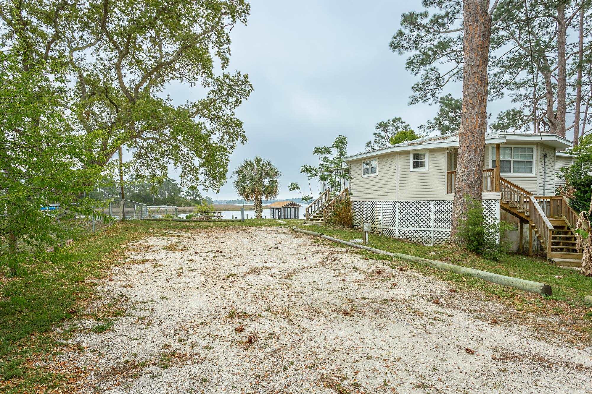 295 River Road, CARRABELLE, Florida image 4