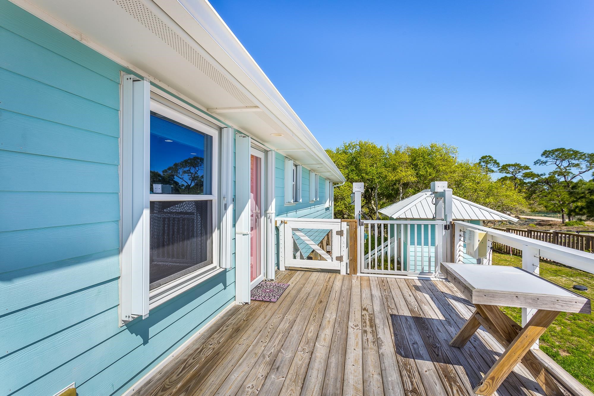 1037 Gulf Shore Boulevard, ALLIGATOR POINT, Florida image 3