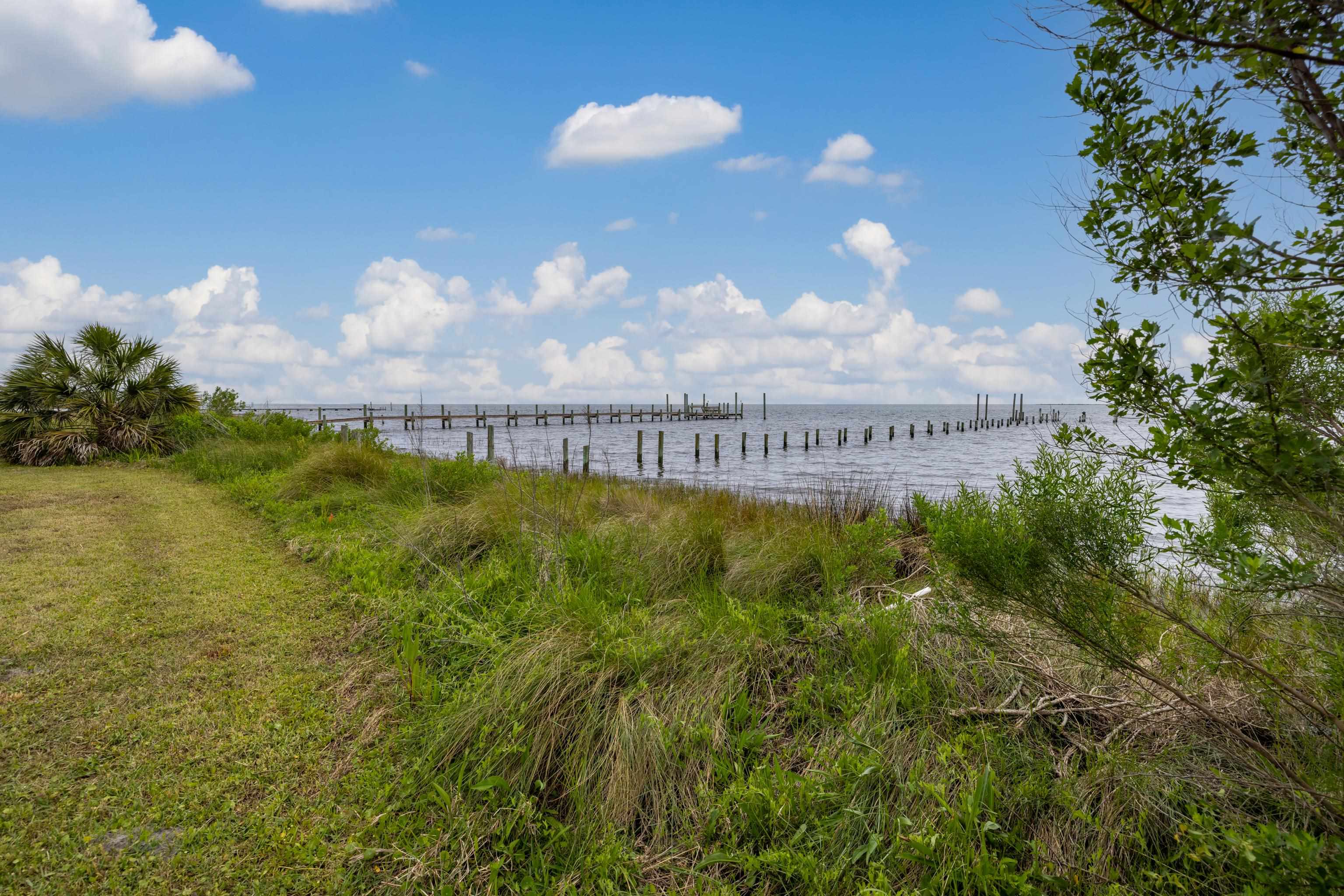 2630 E 98 Highway, CARRABELLE, Florida image 9