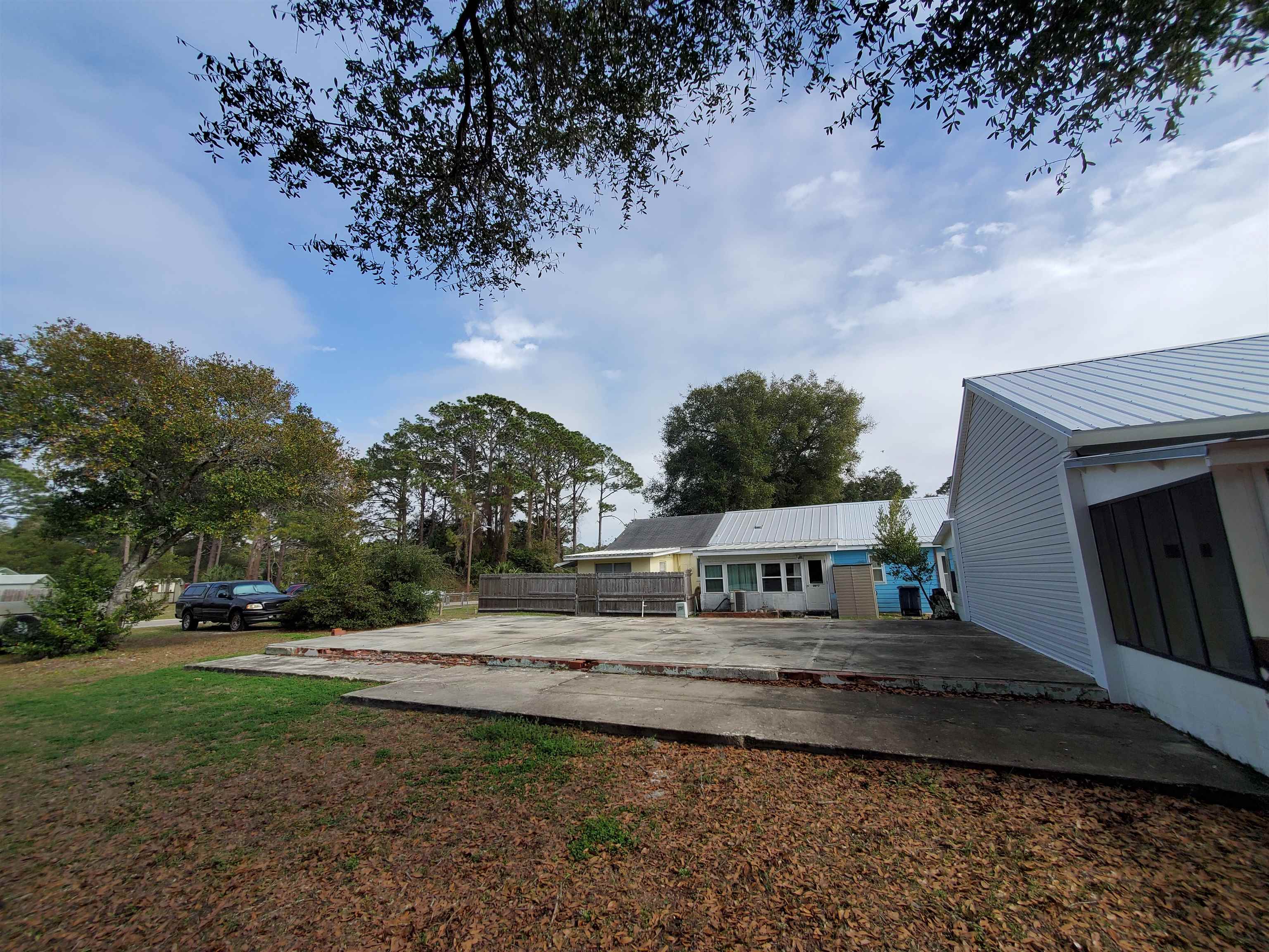 29-7&8 Heffernan Drive, LANARK VILLAGE, Florida image 3