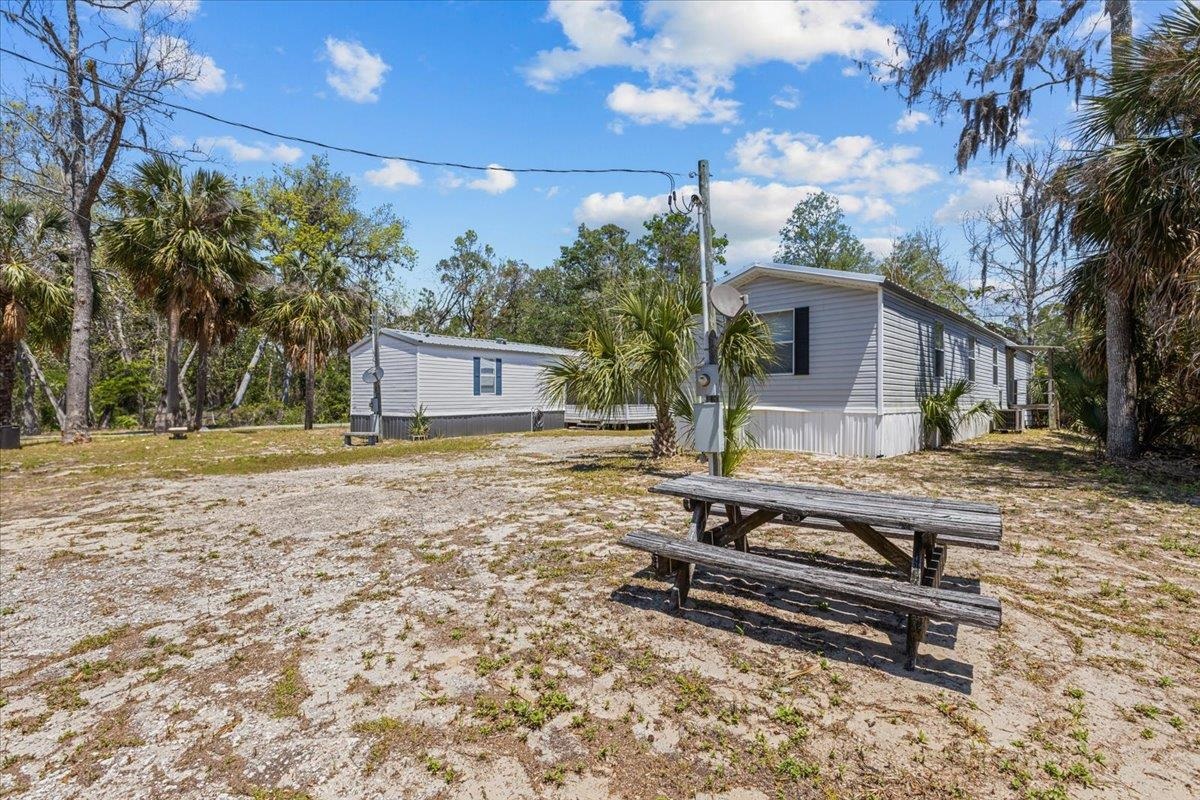 428 NW Stephens Street, STEINHATCHEE, Florida image 3